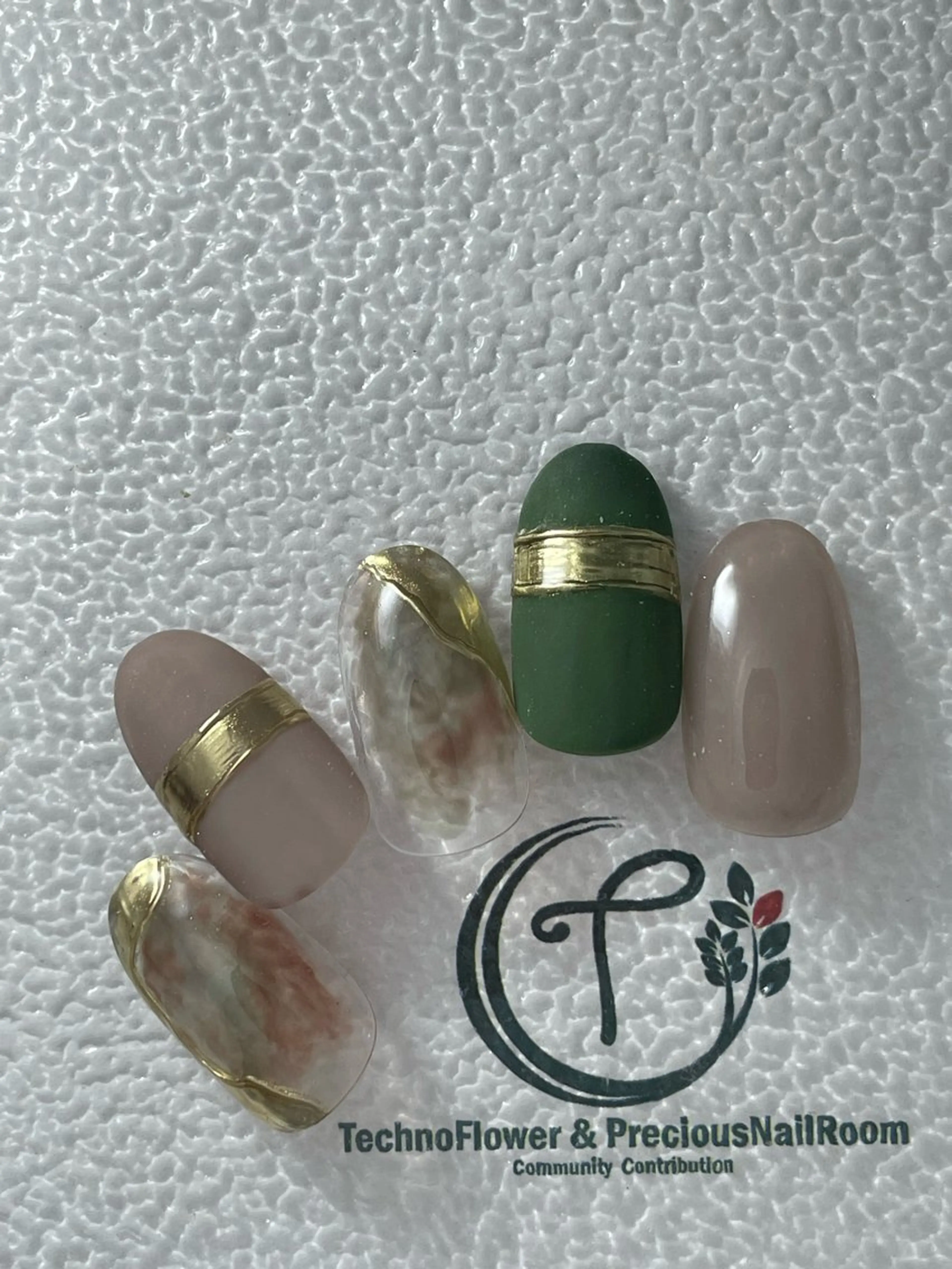 ネイル フラワーネイル precious nail room所属・precious nail roomのネイルデザイン