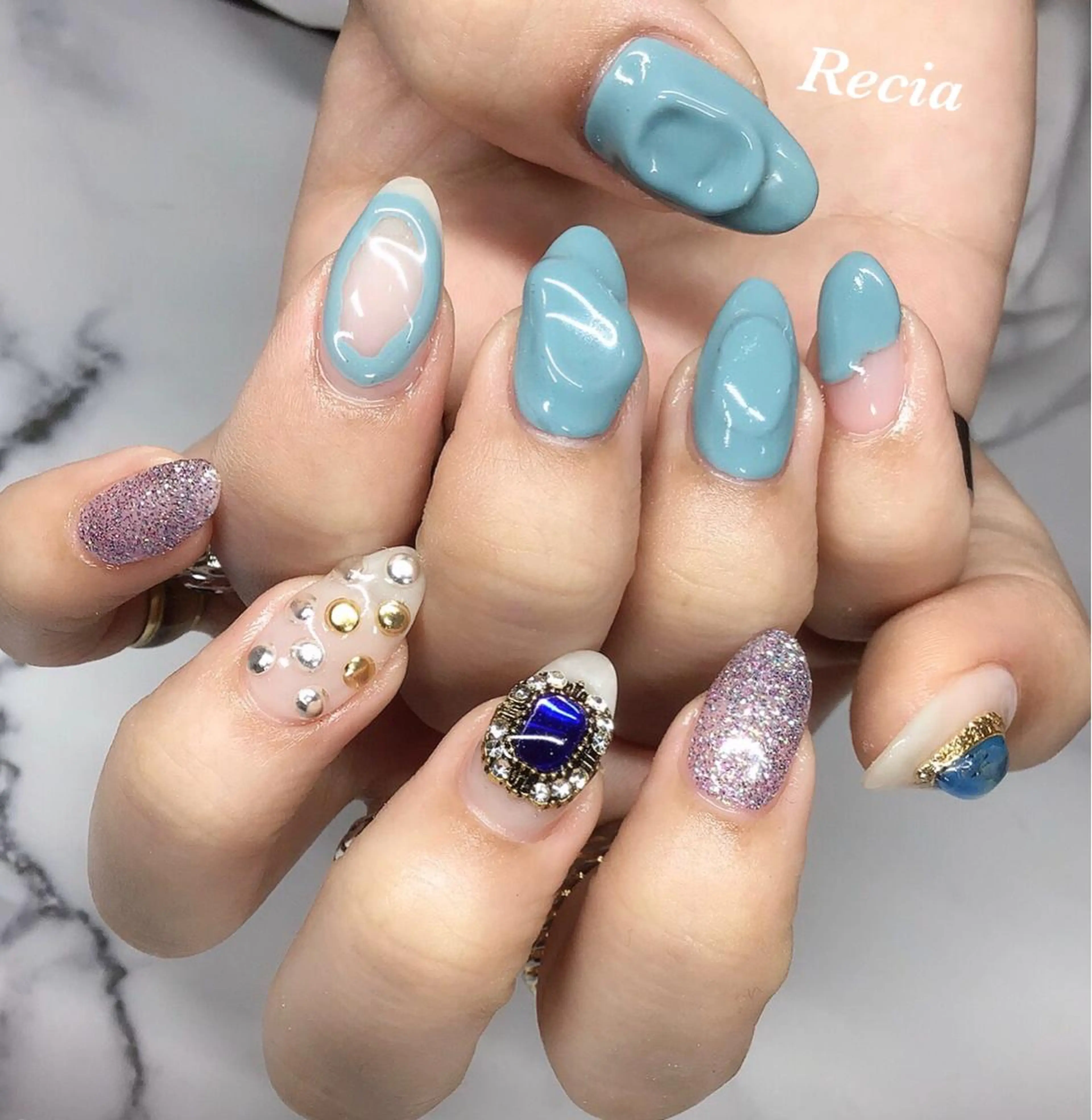 ロング カラー ヘアアレンジ キッズ ネイル マツエク・マツパ 福田 加奈のネイルデザイン