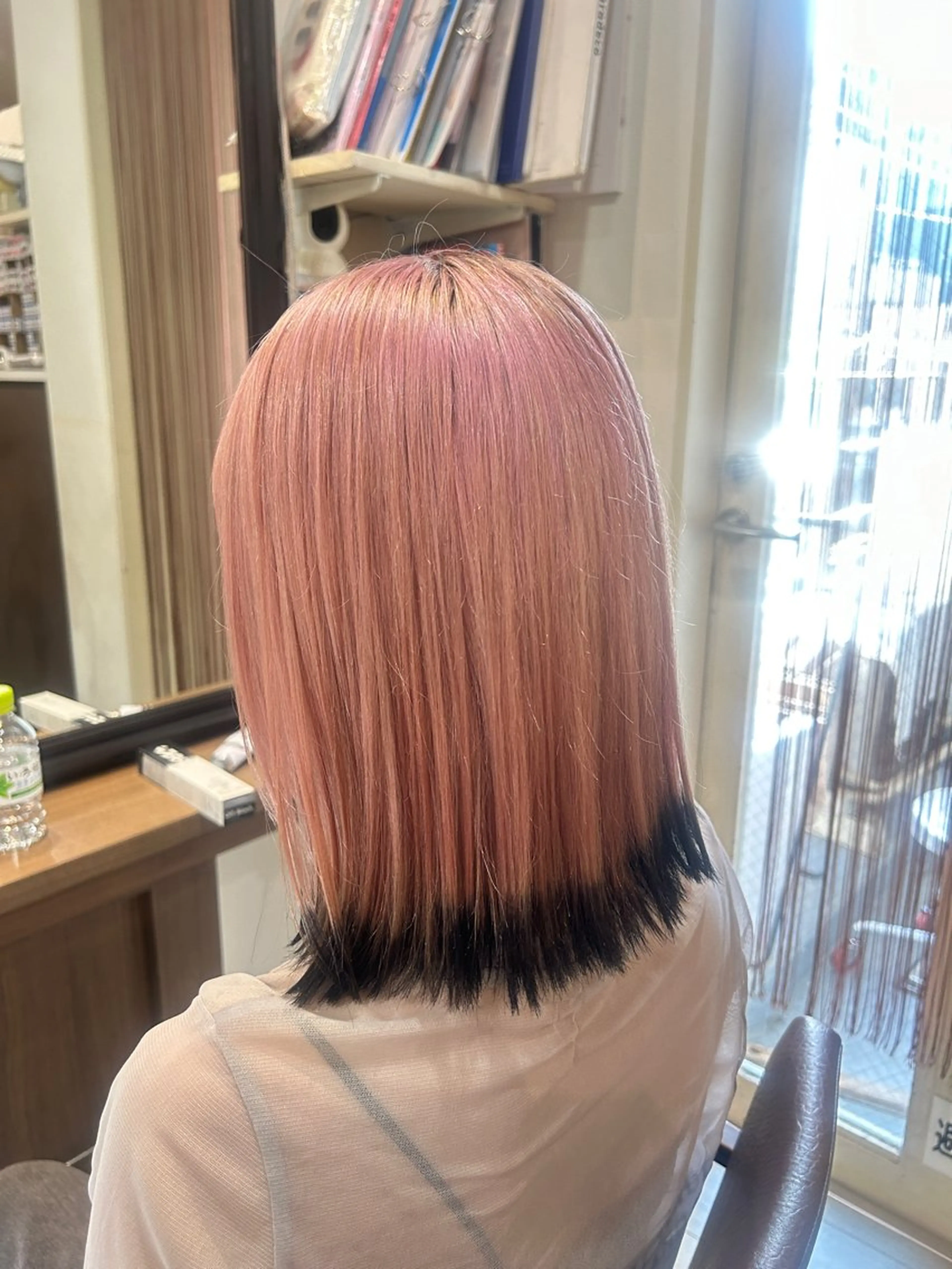 ミディアム ヘアカラー enn 髪質改善🩷 曽根依咲のヘアスタイル