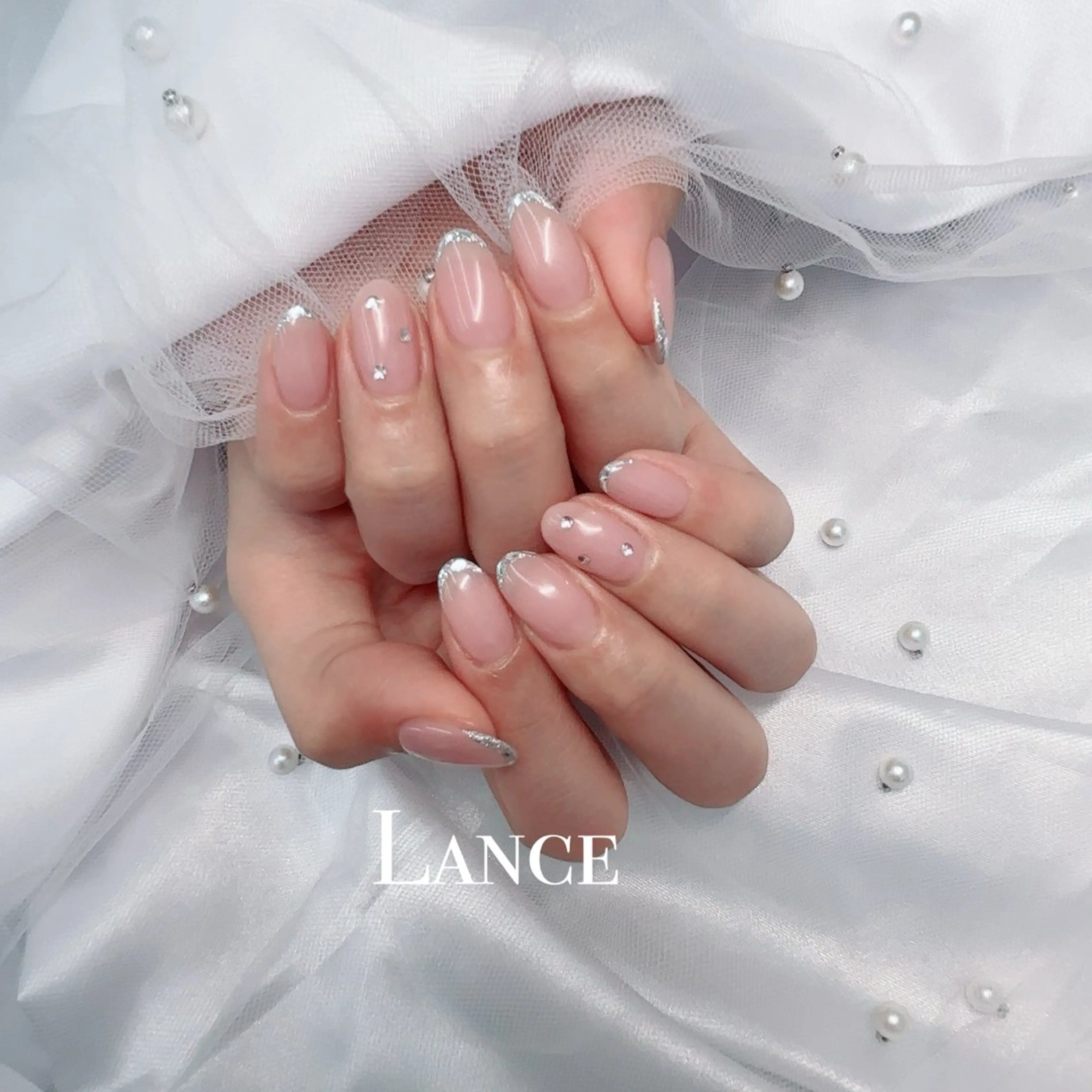 ネイル オーロラネイル フットネイル 氷ネイル・うるうるネイル キラキラネイル 韓国ネイル ハンドネイル Lance nailのネイルデザイン