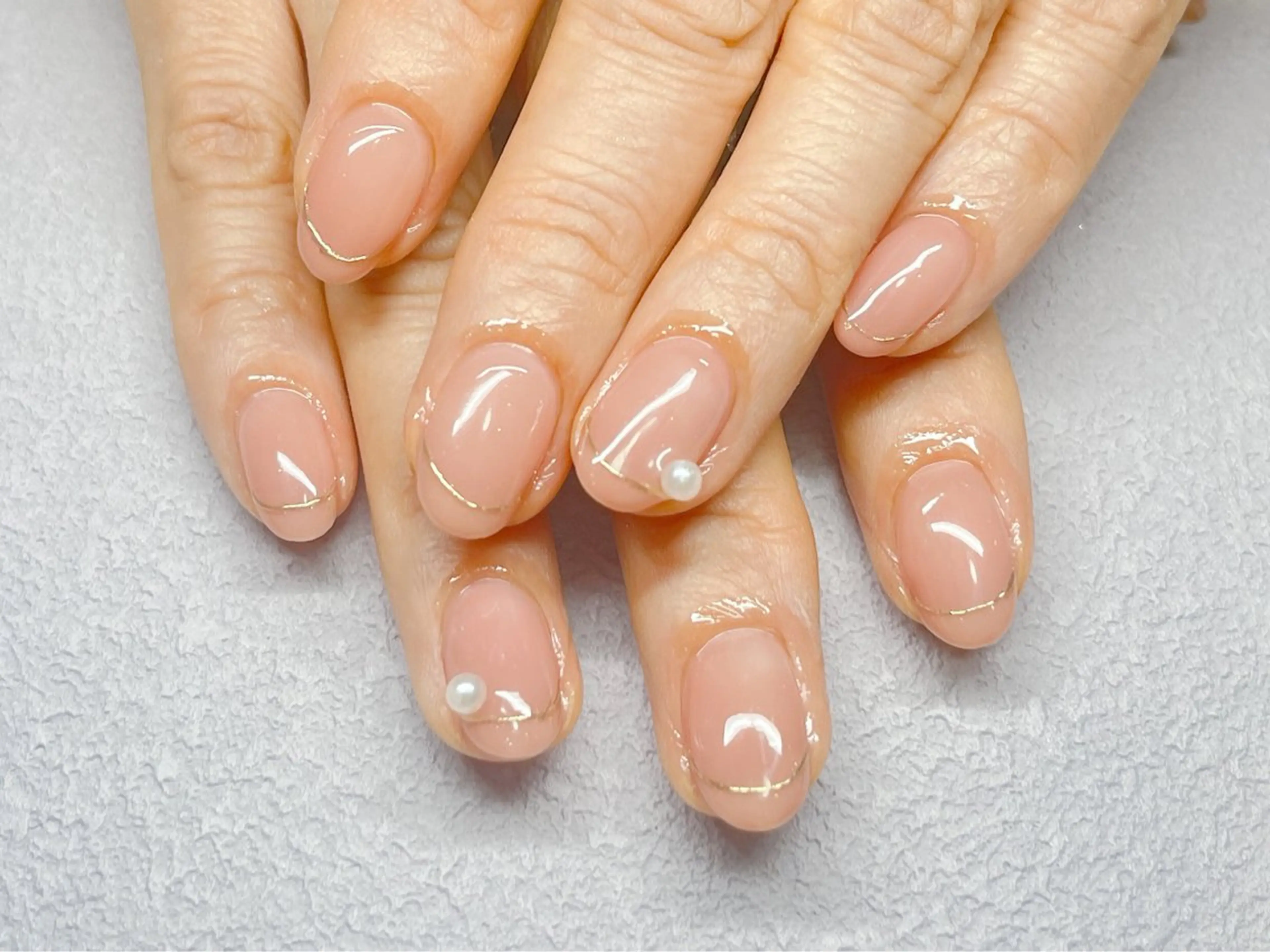 ネイル ジェルネイル マグネットネイル ニュアンスネイル オフィスネイル パラジェル ネイルサロン パールのネイルデザイン