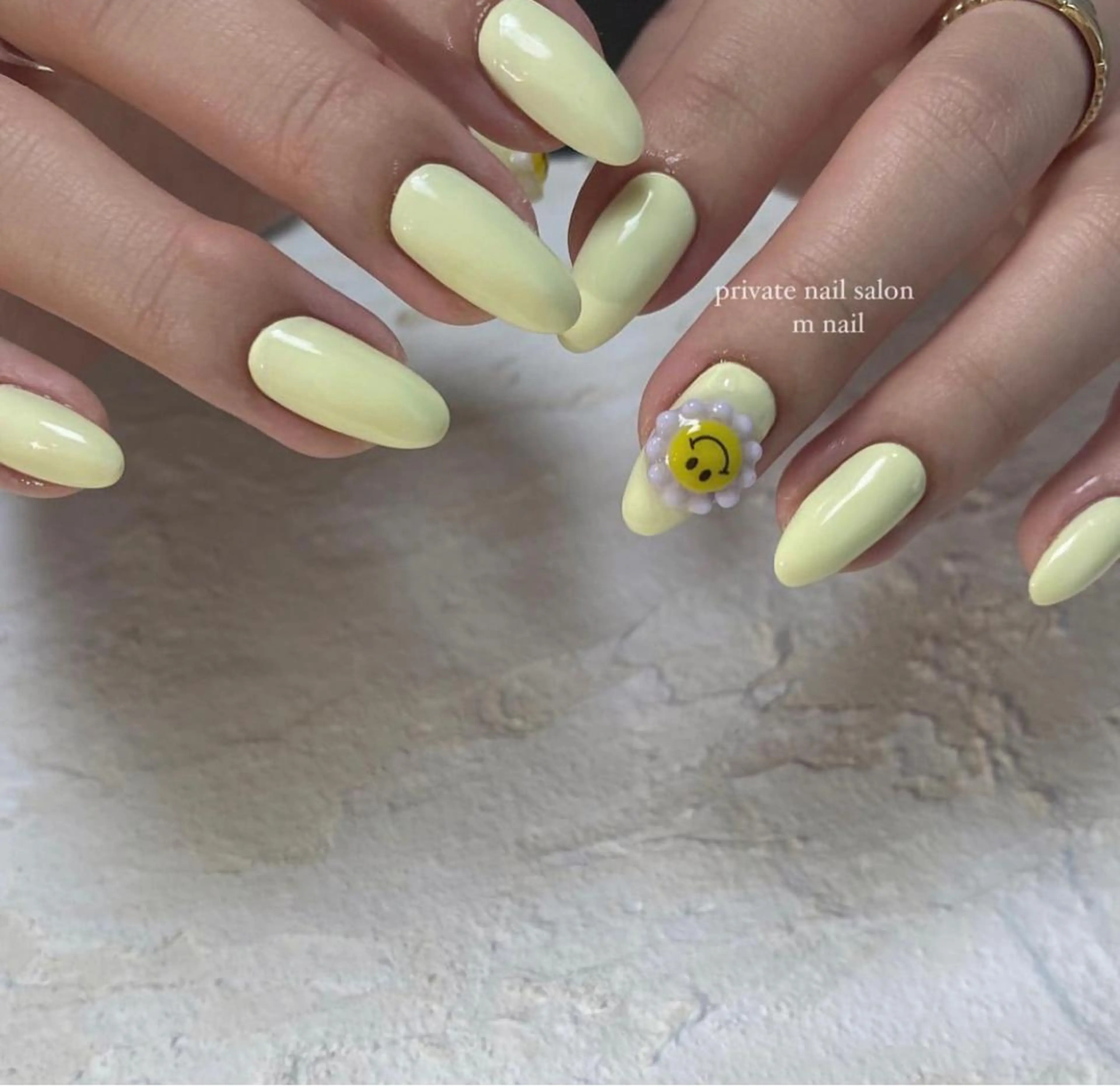 ハンドネイル 小河原 舞のネイルデザイン