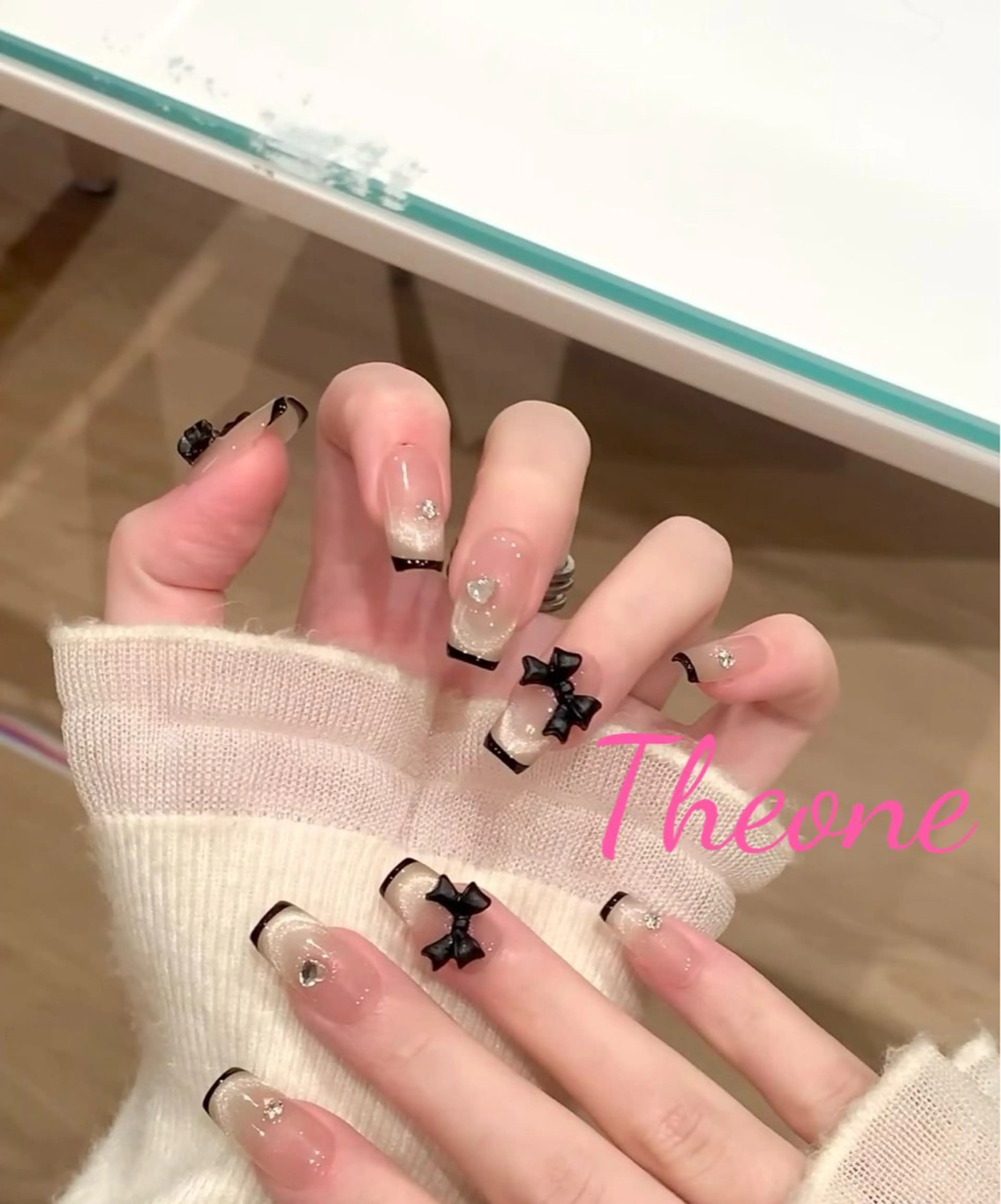 ネイル The oneアオイ アオイのネイルデザイン