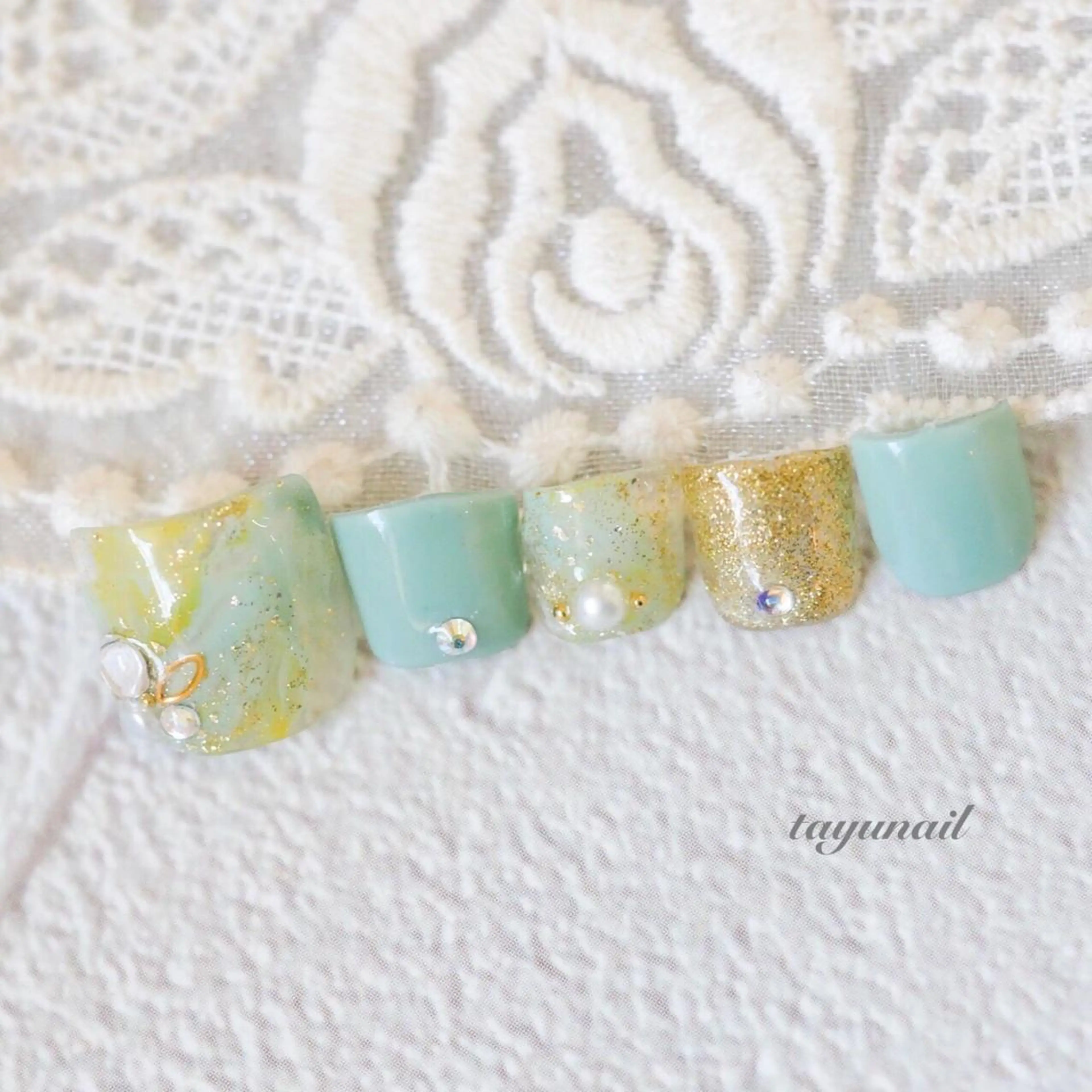 ネイル アートネイル フットネイル ジェルネイル ニュアンスネイル ワンカラーネイル フットネイル ネイルサロン 【たゆnail】のネイルデザイン