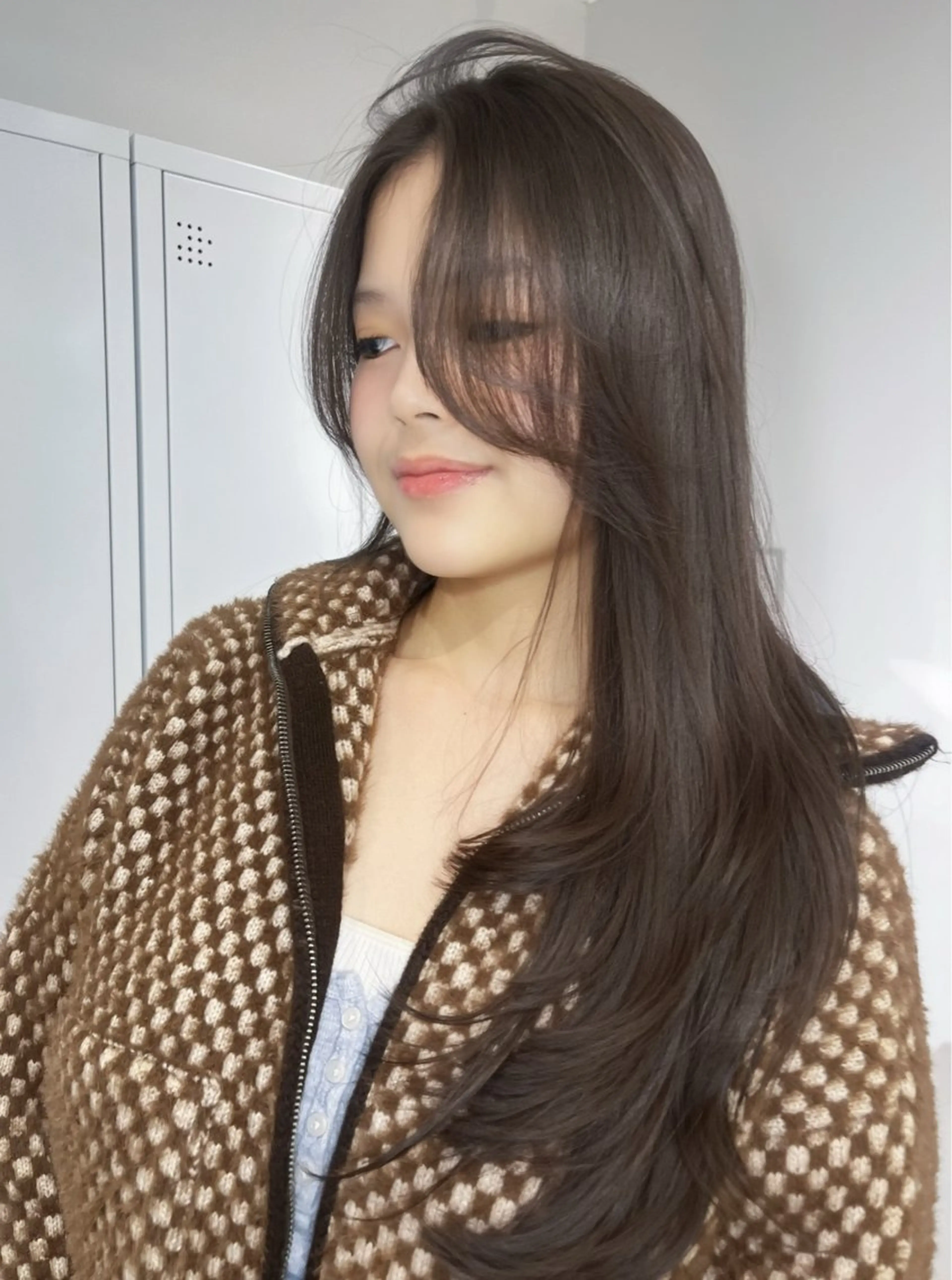 ロング ロングレイヤー レイヤーカット ロング YOLO/ HANAのヘアスタイル