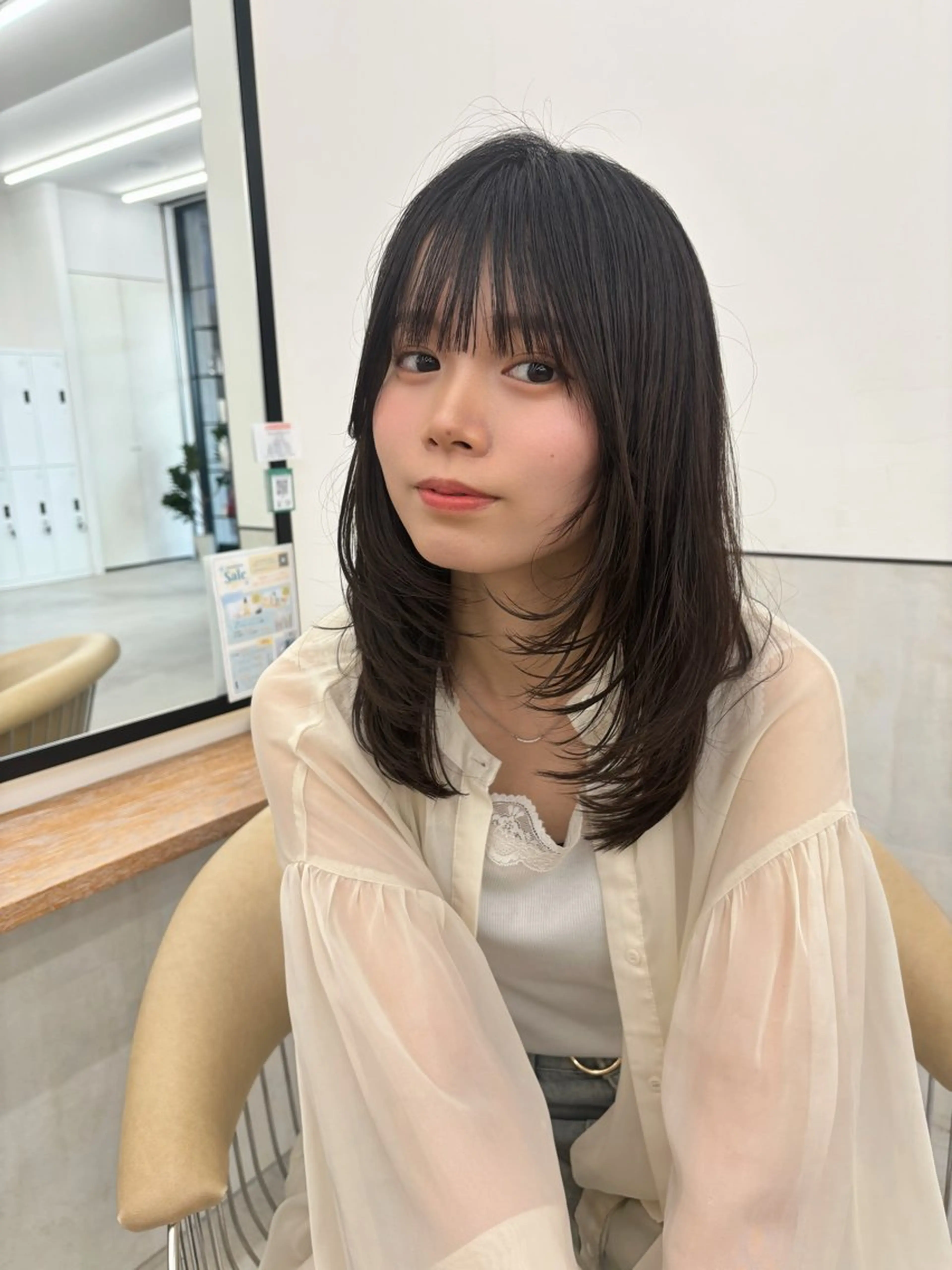 ミディアム 韓国風レイヤーカット 松葉翔のヘアスタイル