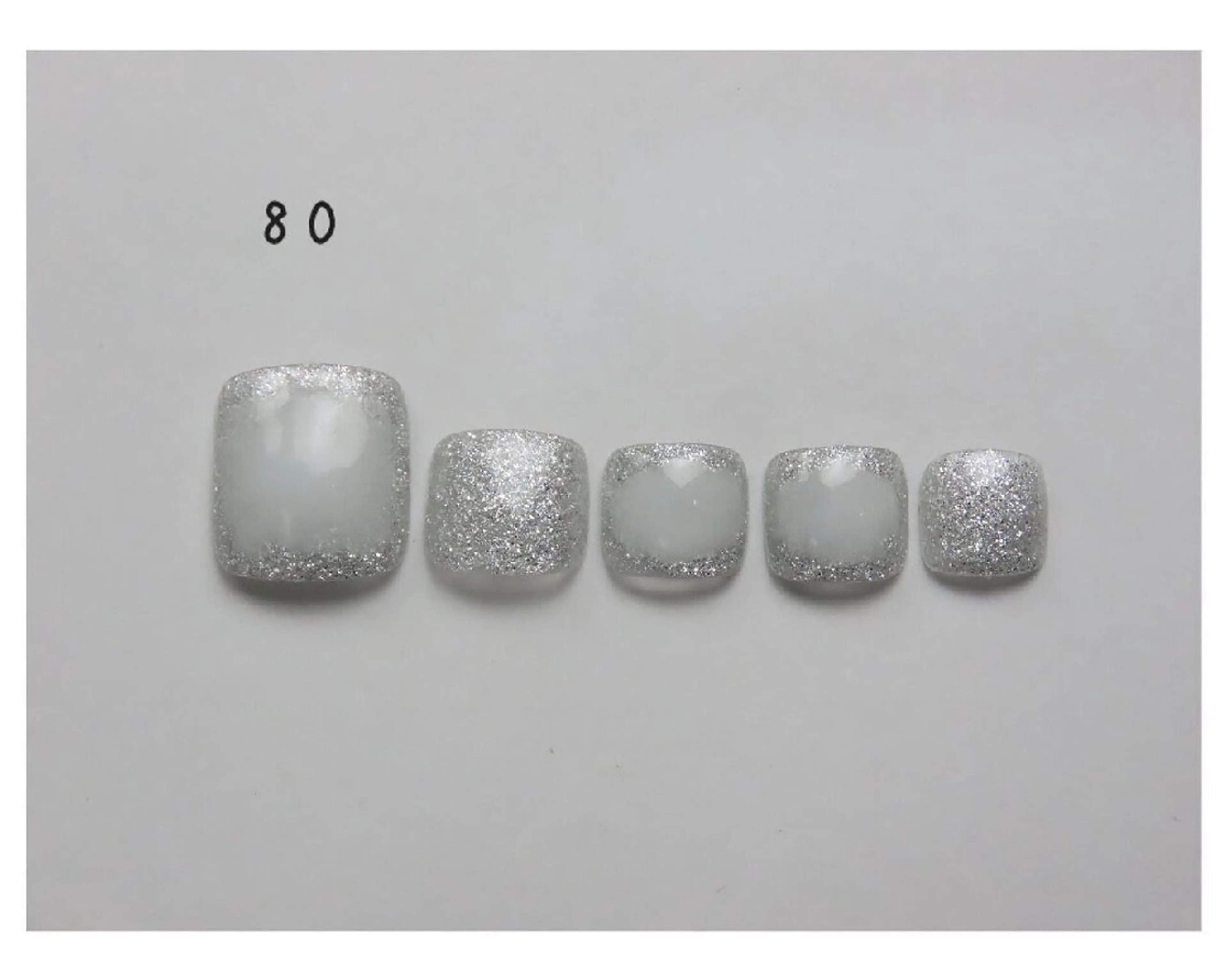 ネイル フットネイル Maum 新潟店のマツエク・マツパデザイン