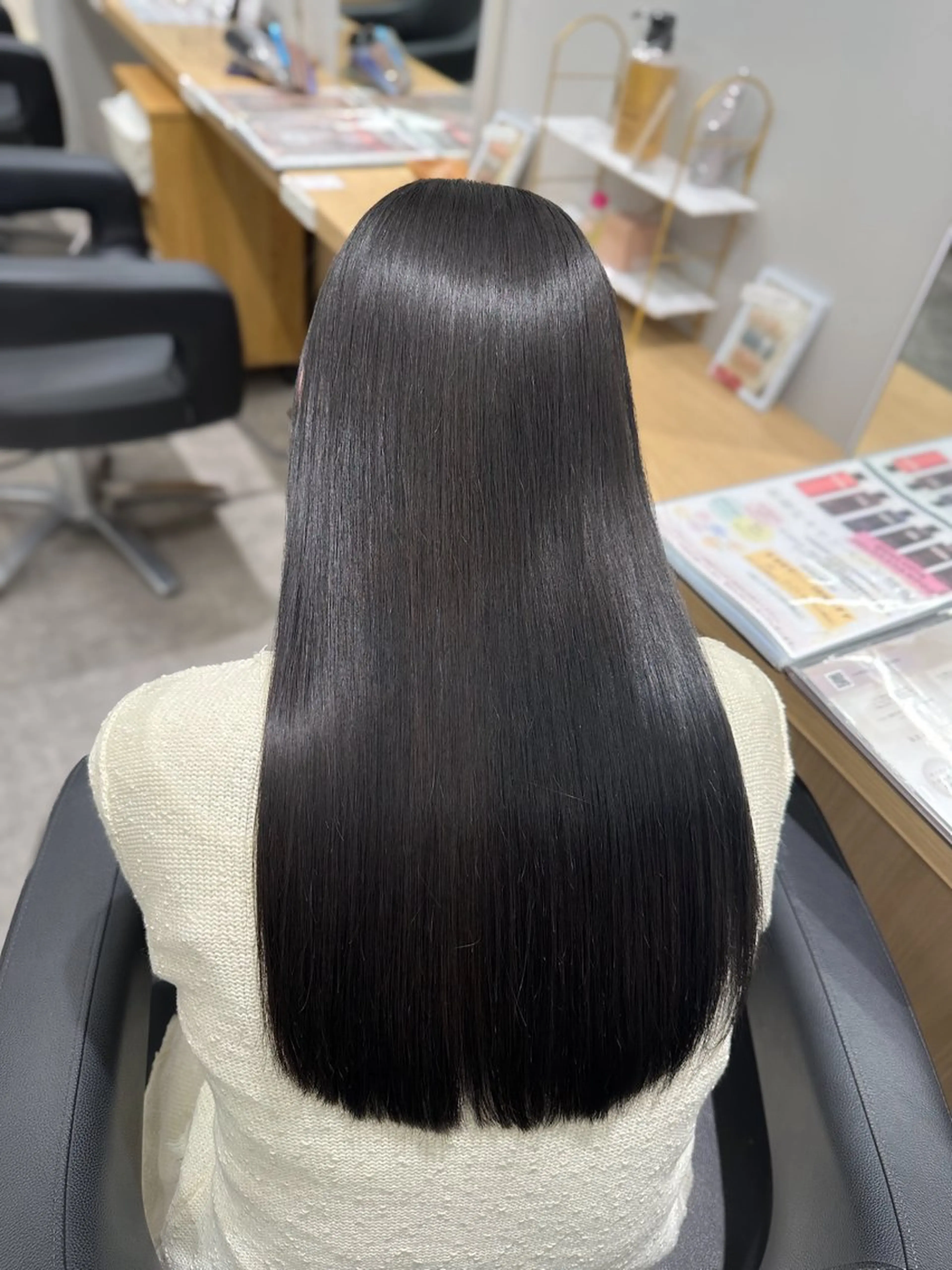 (美髪に大変身するストレート⭐️】髪質改善ストレートの写真