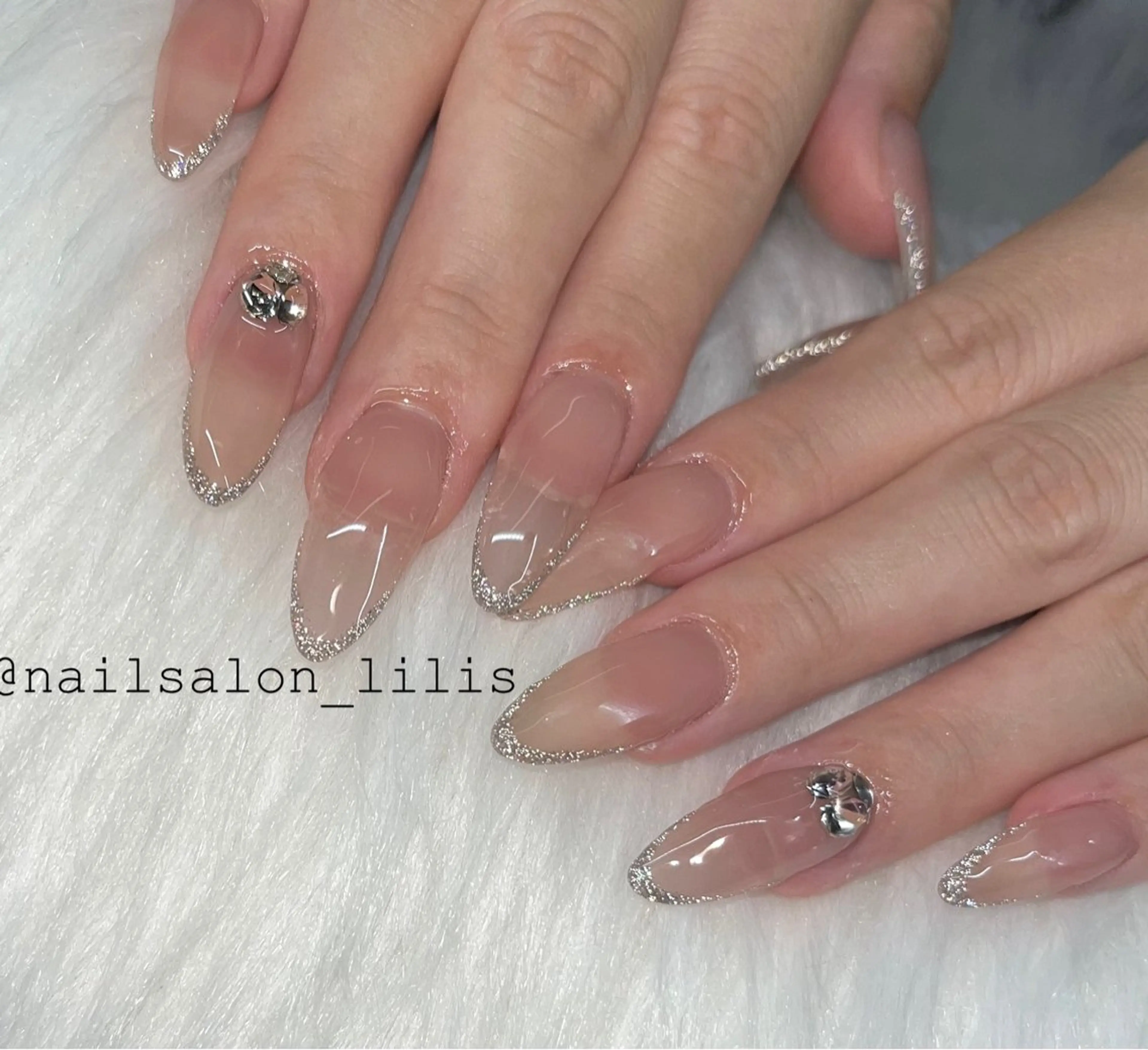 ネイル シンプルネイル ハンドネイル nailsalon lilis所属・nailsalon Lilisのネイルデザイン