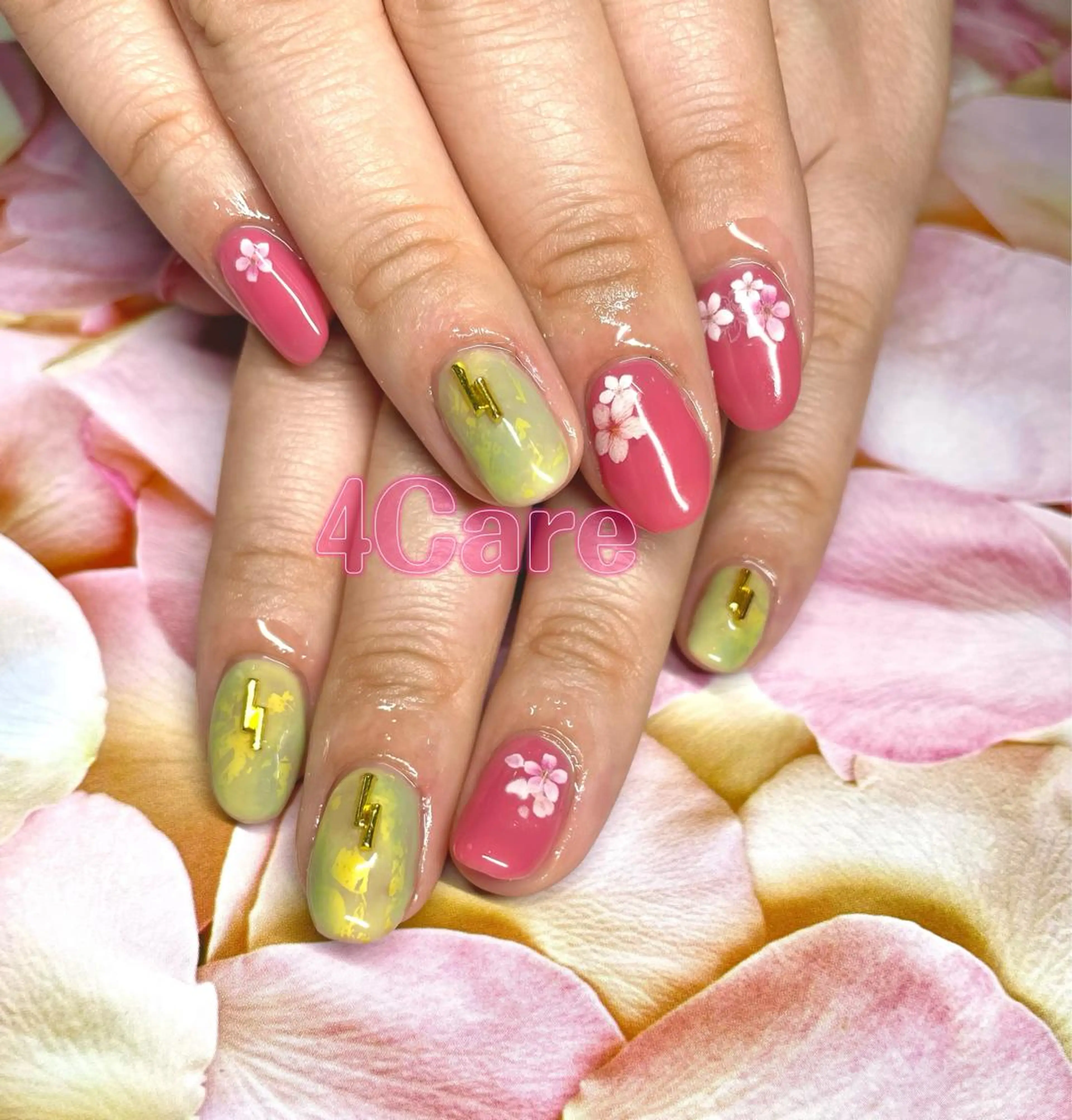 ネイル 4Care所属・4Care Yのネイルデザイン