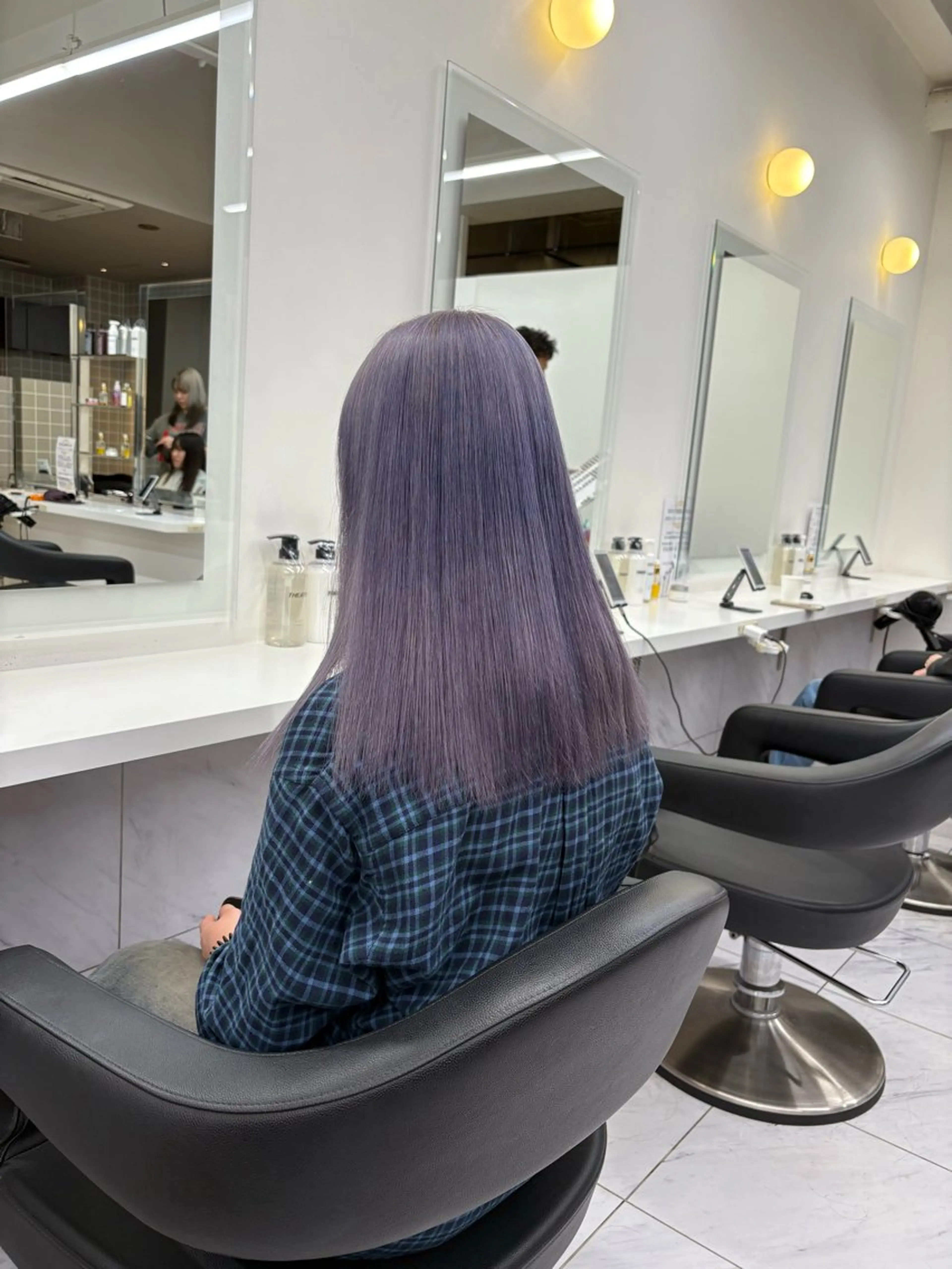 カラー ヘアカラー 透明感ベージュ🤎 ナチュラルレイヤーのヘアスタイル