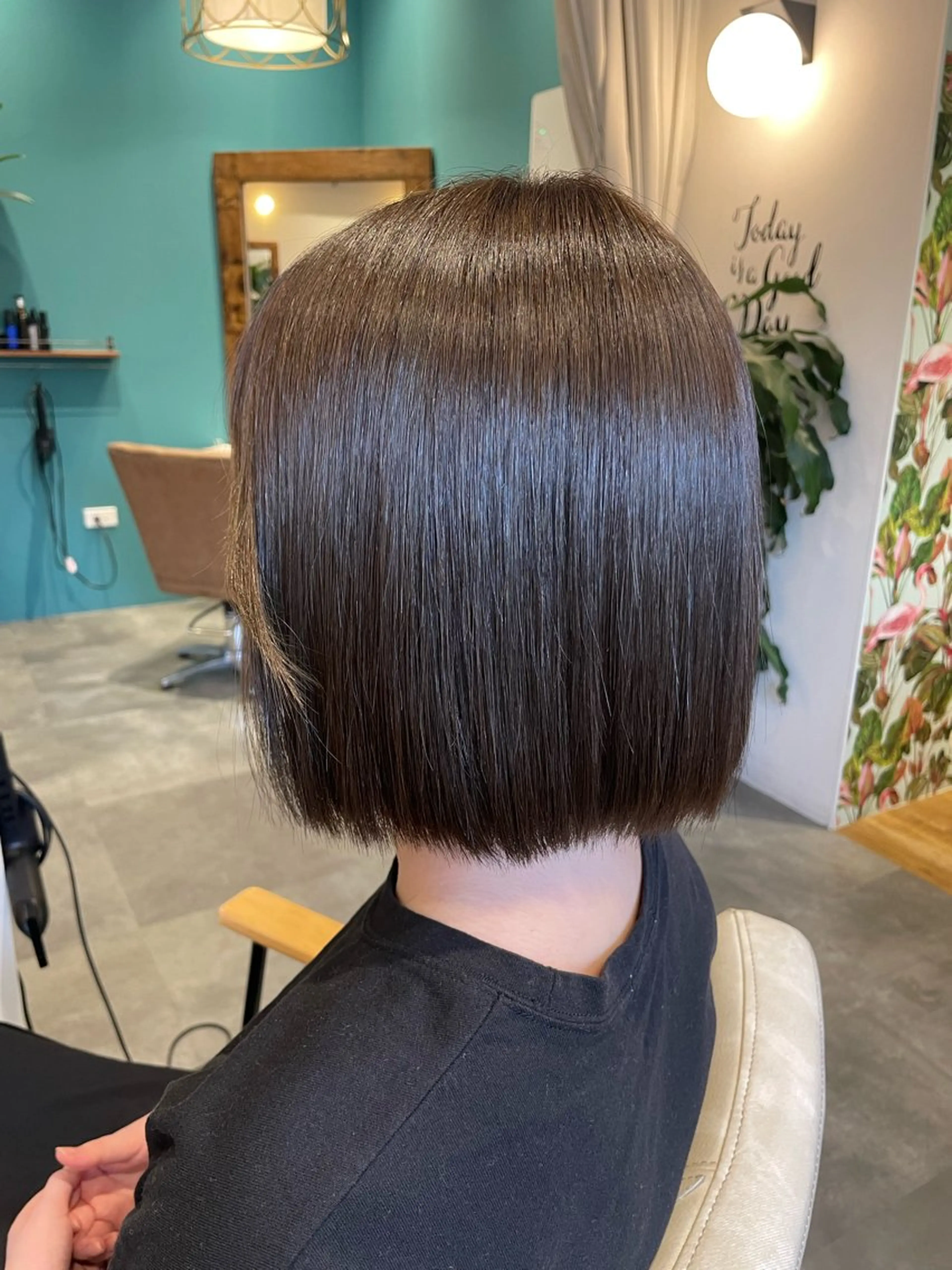 ショート カラー 中尾 真菜のヘアスタイル