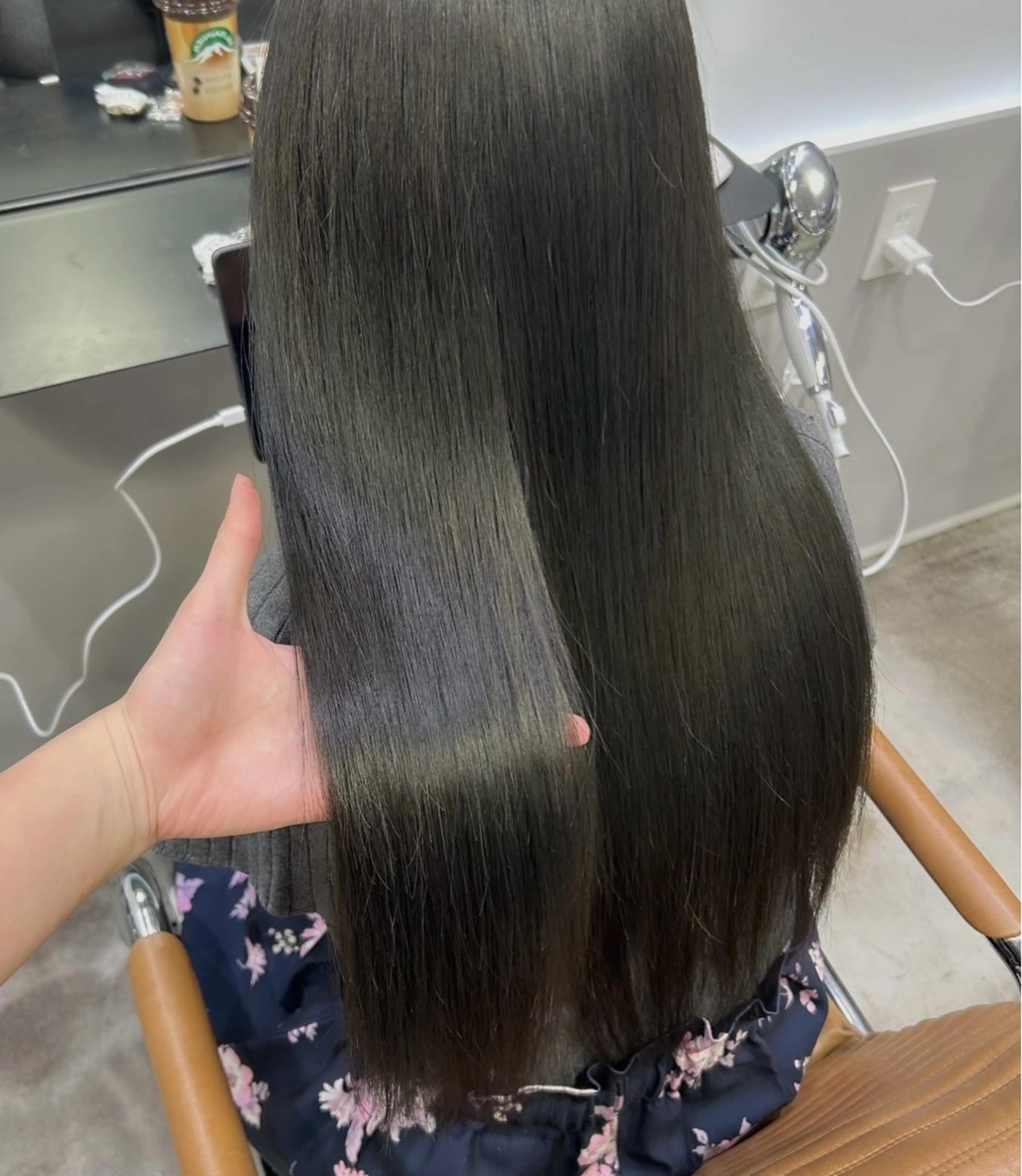 ロング カラー ブリーチ 透明感カラー グレージュ ブリーチなしカラー オリーブグレージュ 🧣艶カラー・ヘア セット Chie🧸のヘアスタイル