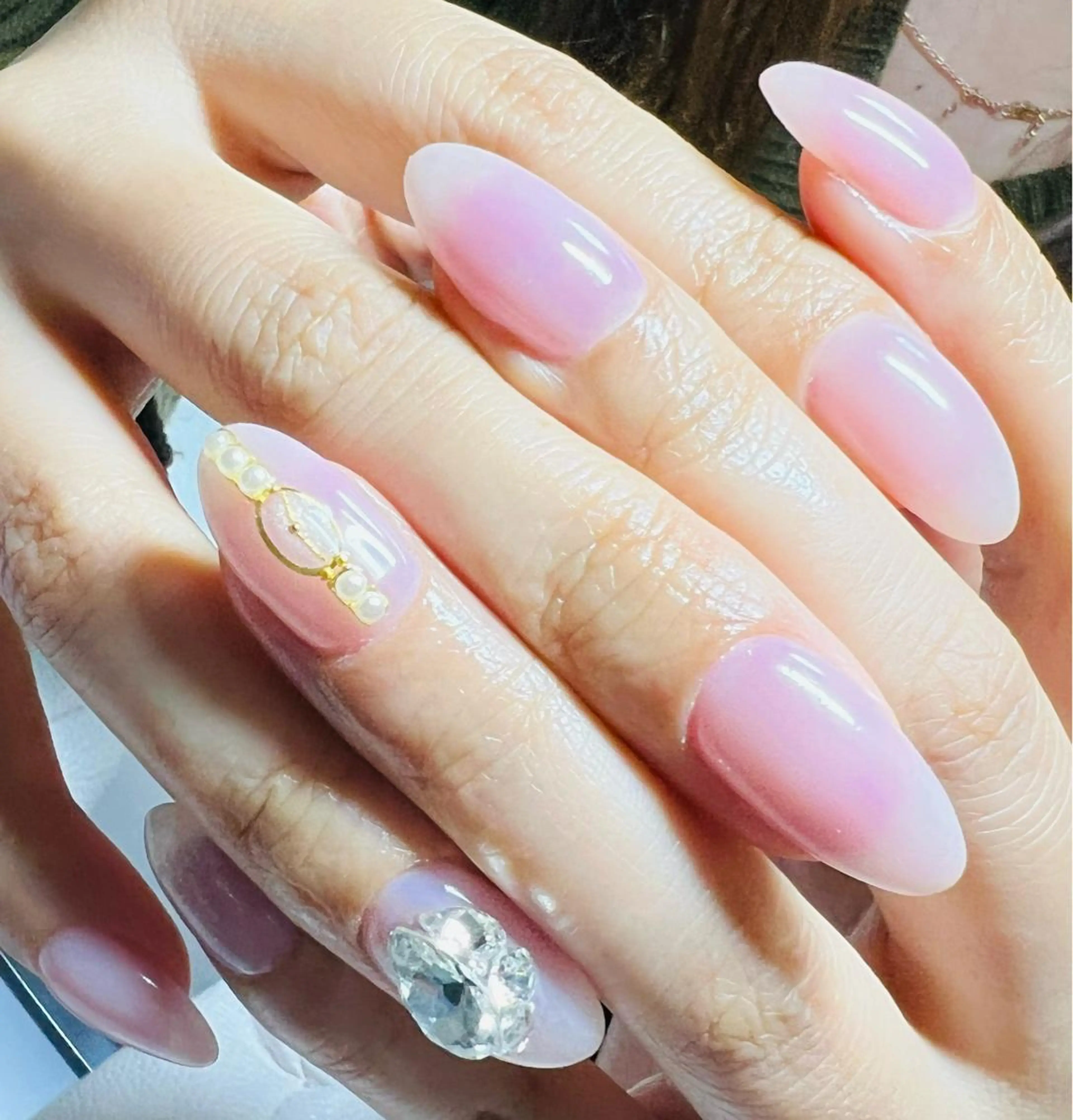 ネイル ワンカラーネイル ピンク bijou nails　蓮のネイルデザイン