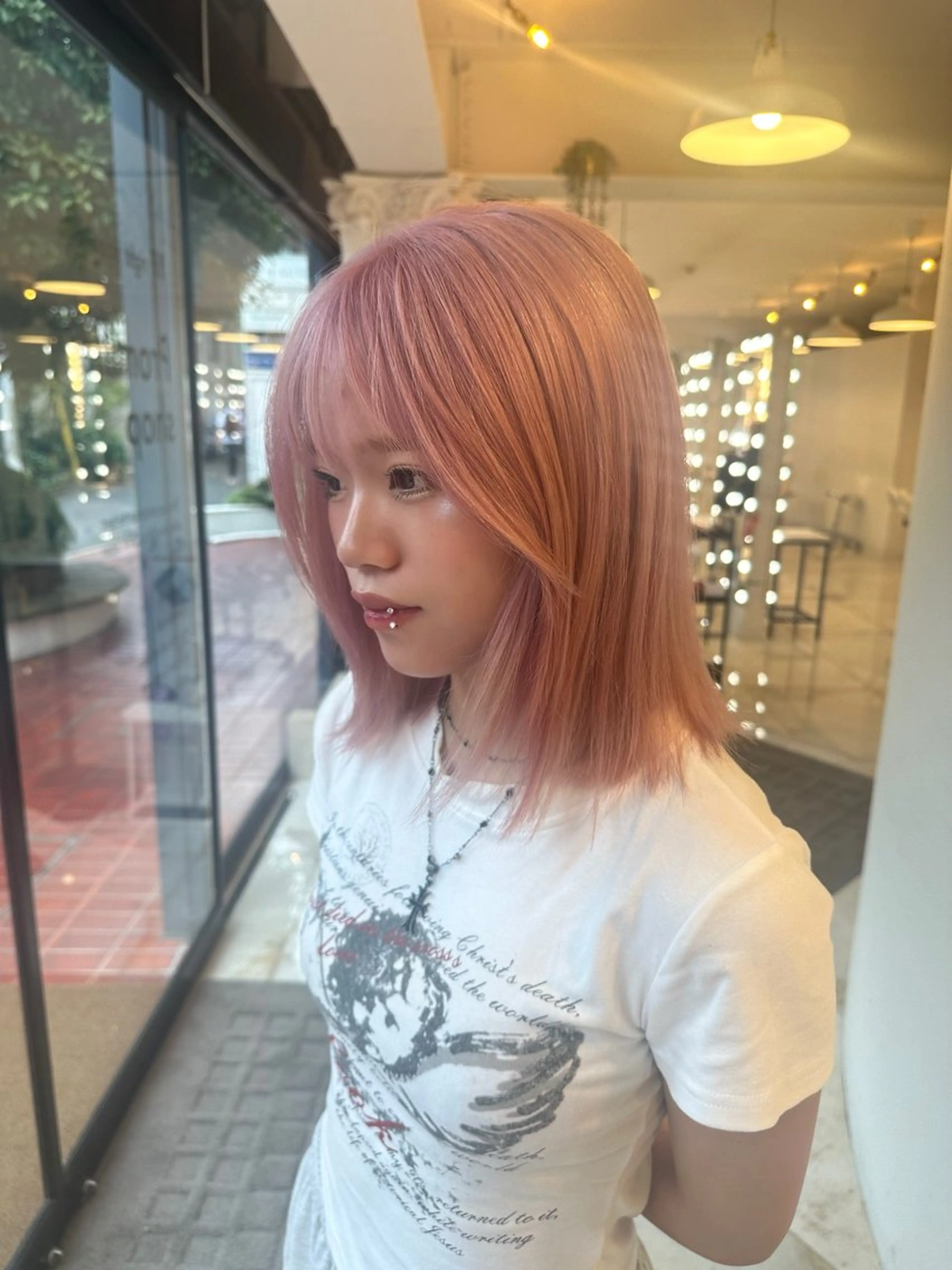 カラー RiA/レイヤーカッ ト/ハッシュカットのヘアスタイル