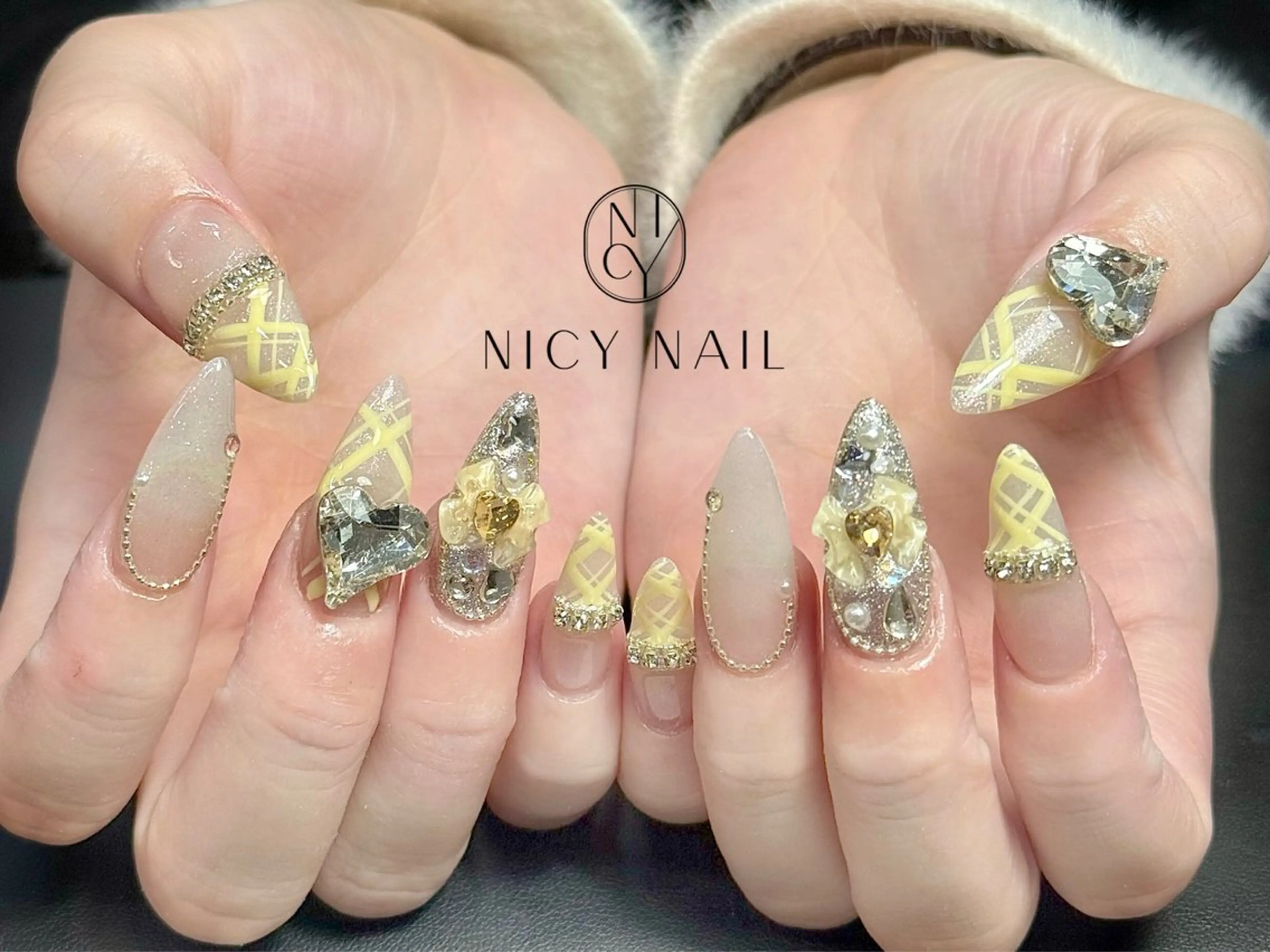 ネイル ハンドネイル NICY NAIL 池袋のネイルデザイン