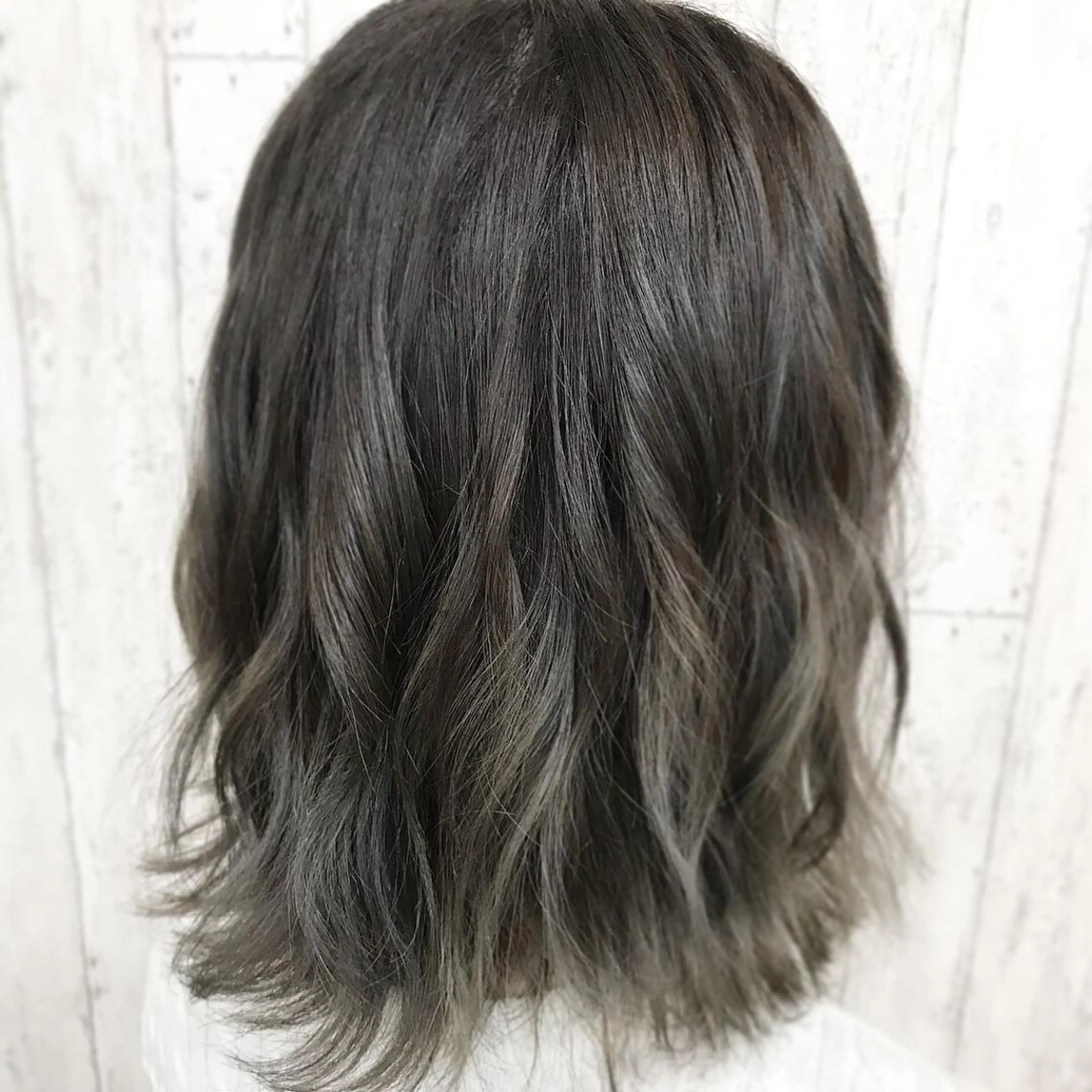 ミディアム カラー アディクシーカラー イルミナカラー シルバー ボブ kazufumi ..のヘアスタイル