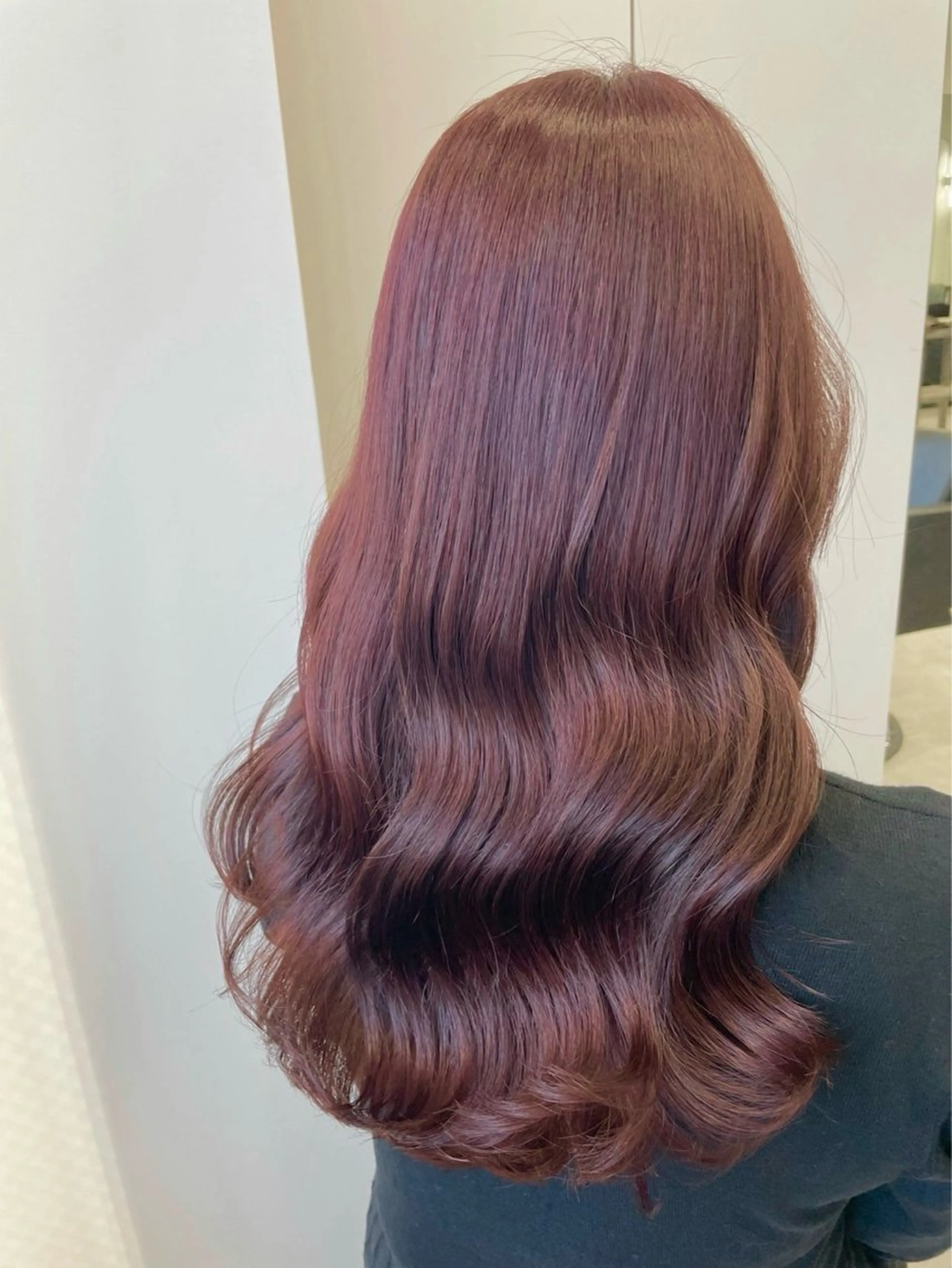 カラー 渡辺 麻衣のヘアスタイル