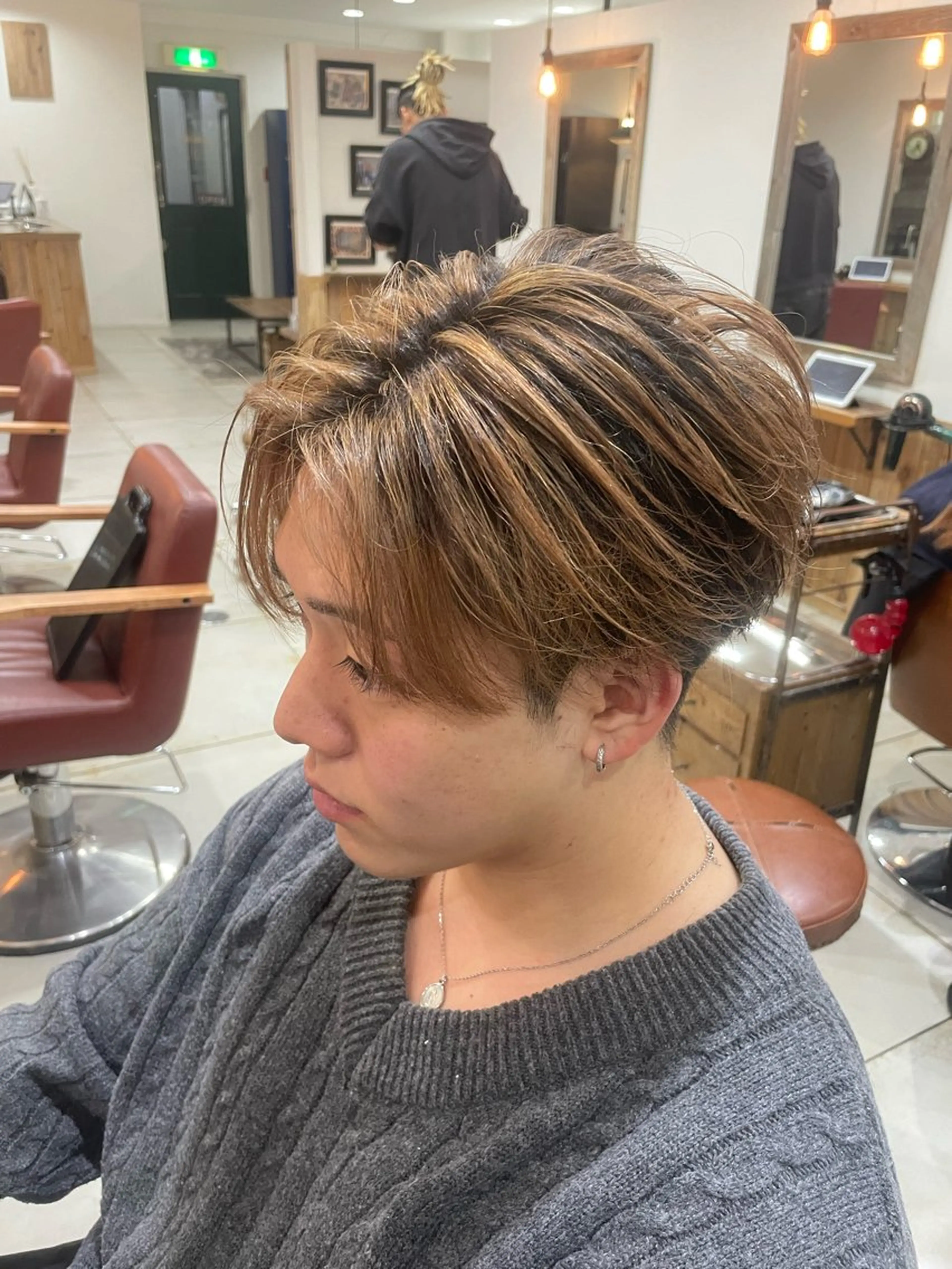 ミディアム カラー バレイヤージュ レイヤーカット Wカラーレイヤーカ ット⚡️CHIAKIのヘアスタイル