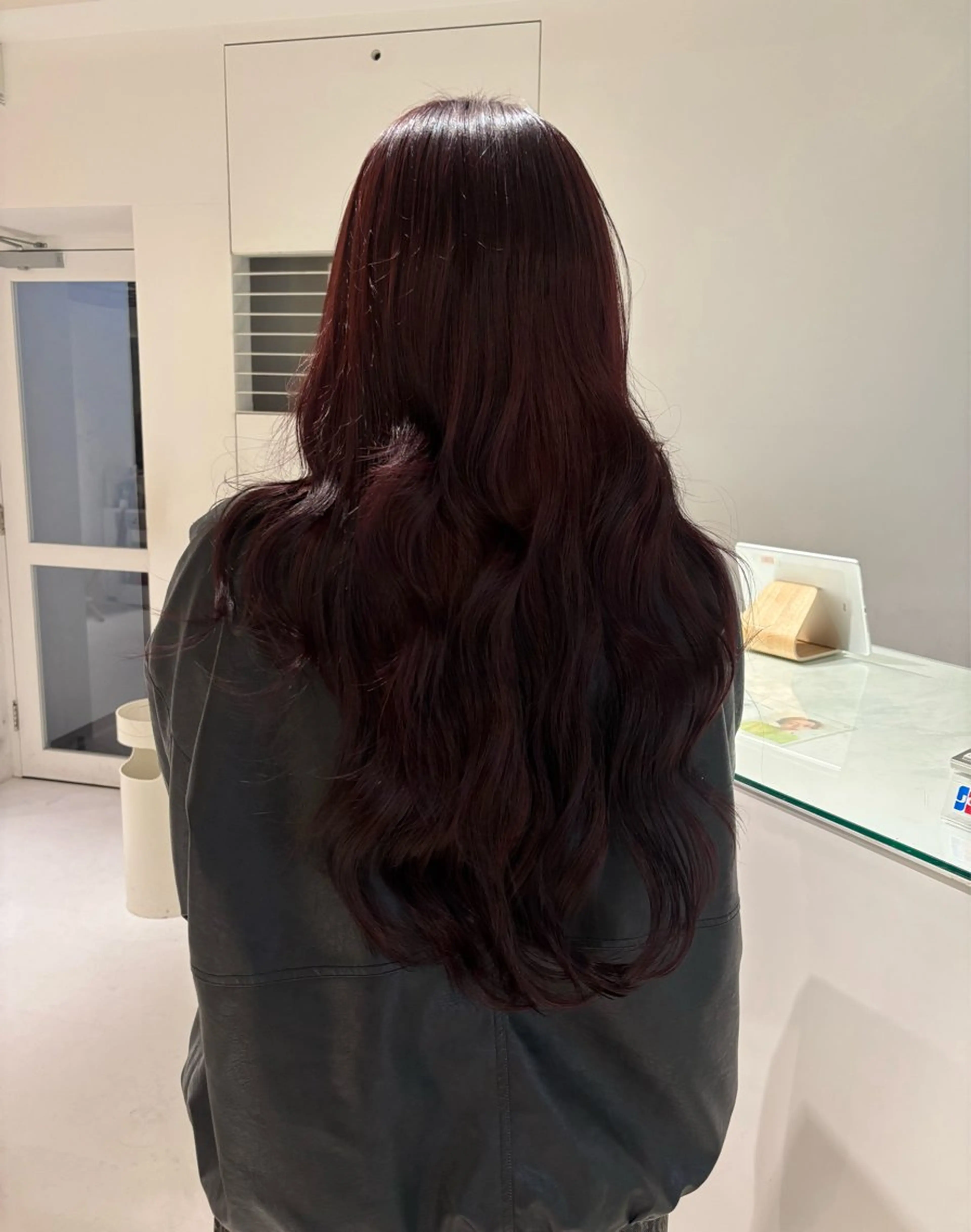 カラー 深みモテカラー˚✧ YUKAのヘアスタイル