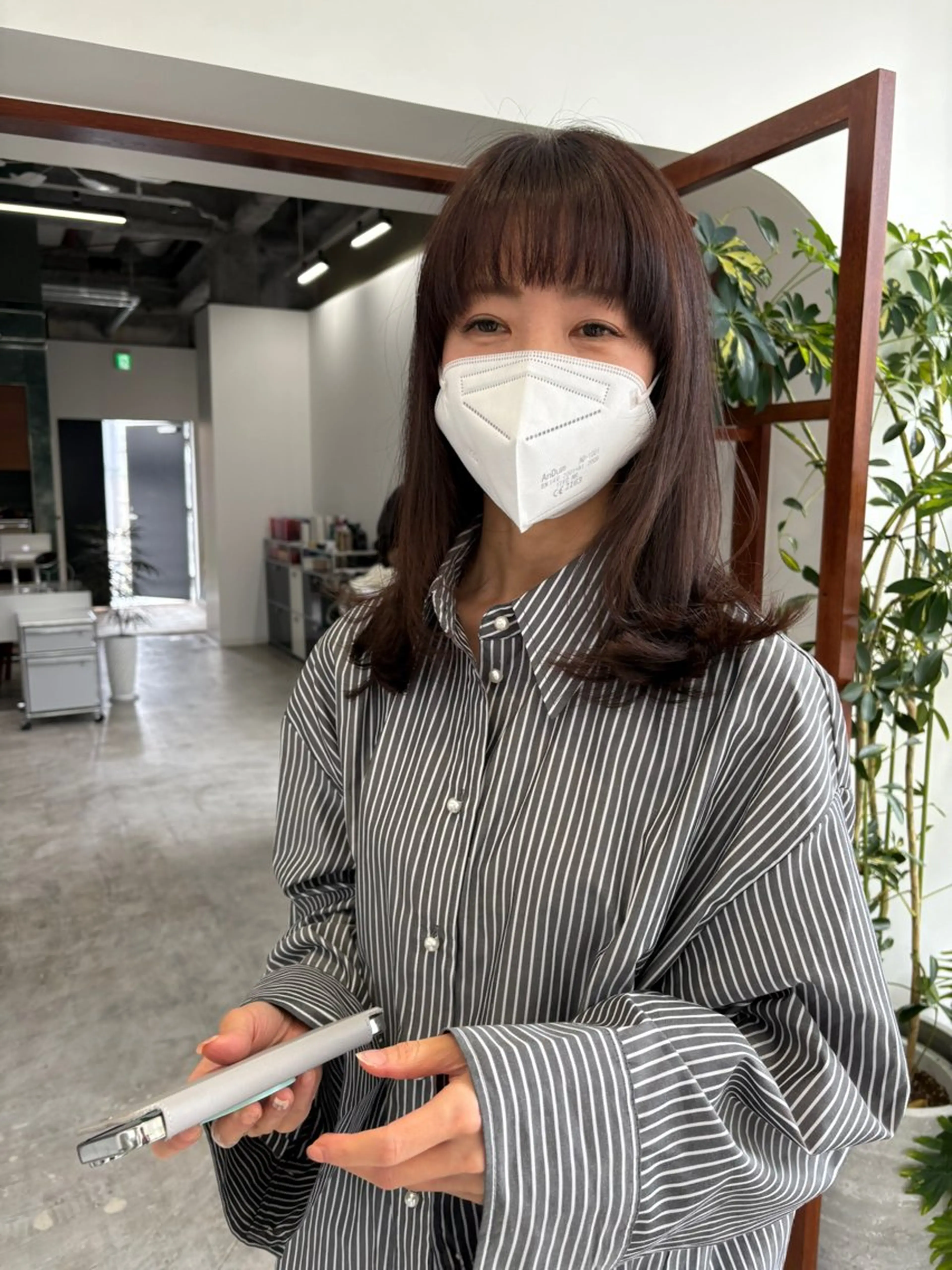 セミロング レイヤーカット 金子 賢人のヘアスタイル