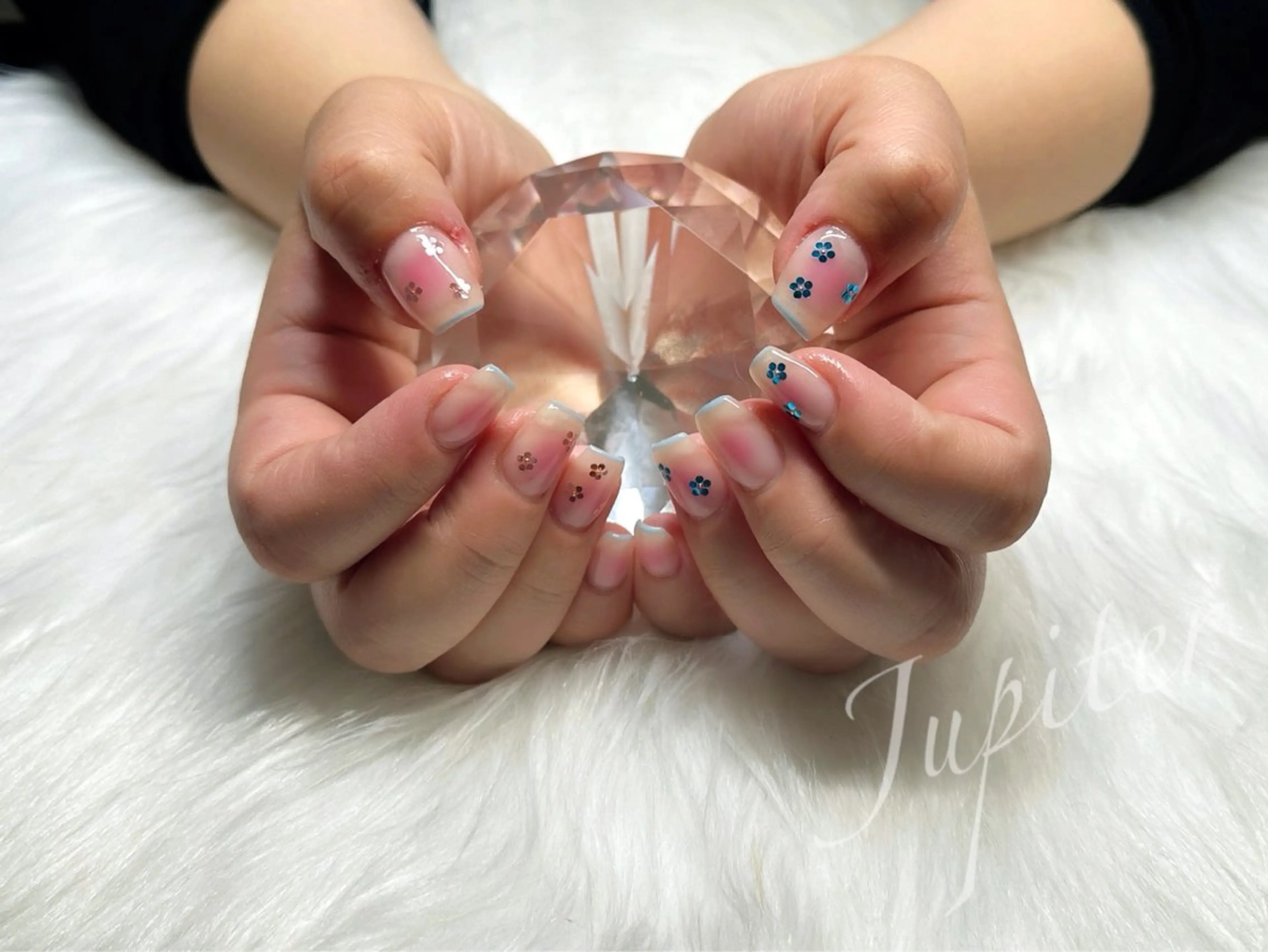 ネイル ハンドネイル Jupiter Toshieのネイルデザイン