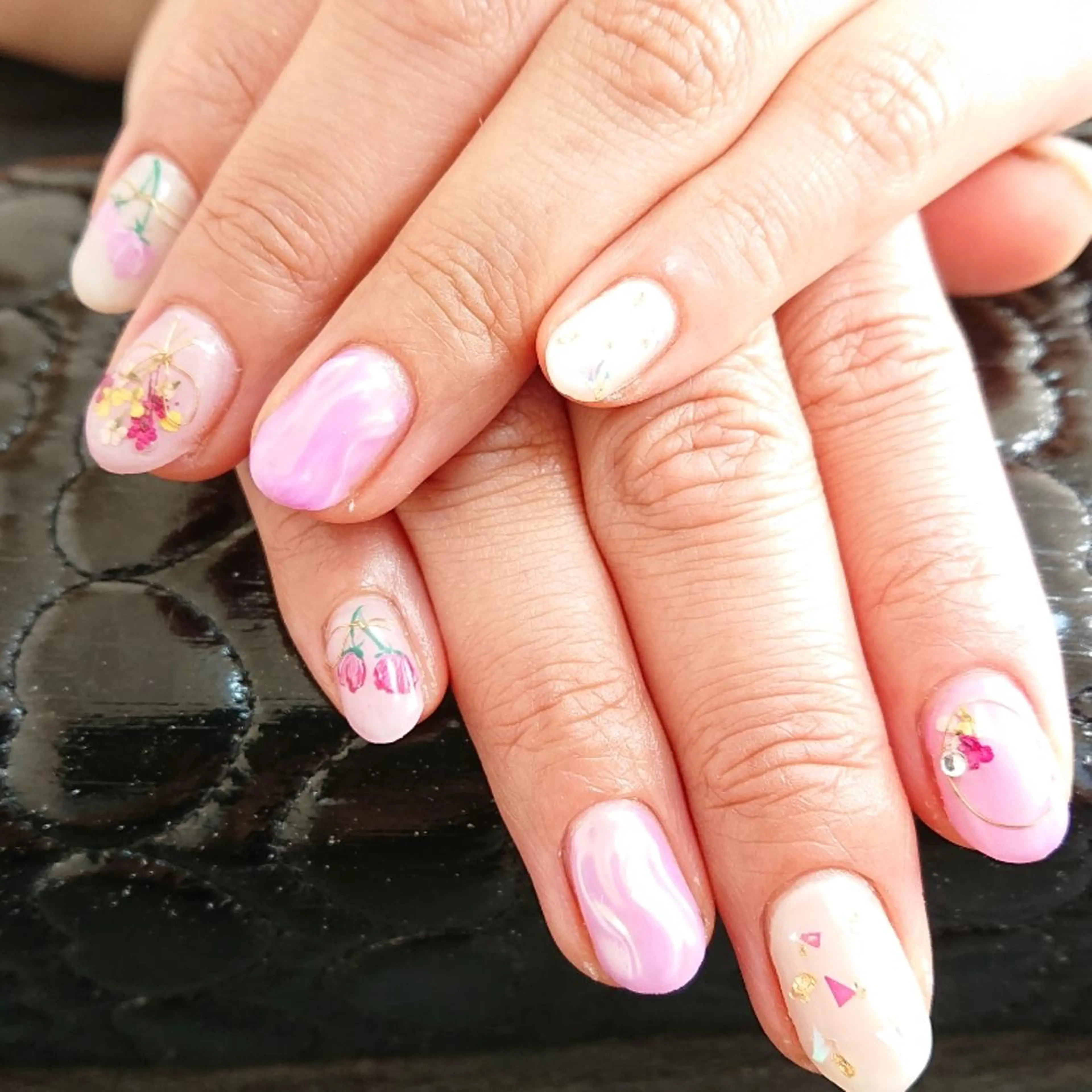 ネイル KOYAMA KIMIEのネイルデザイン