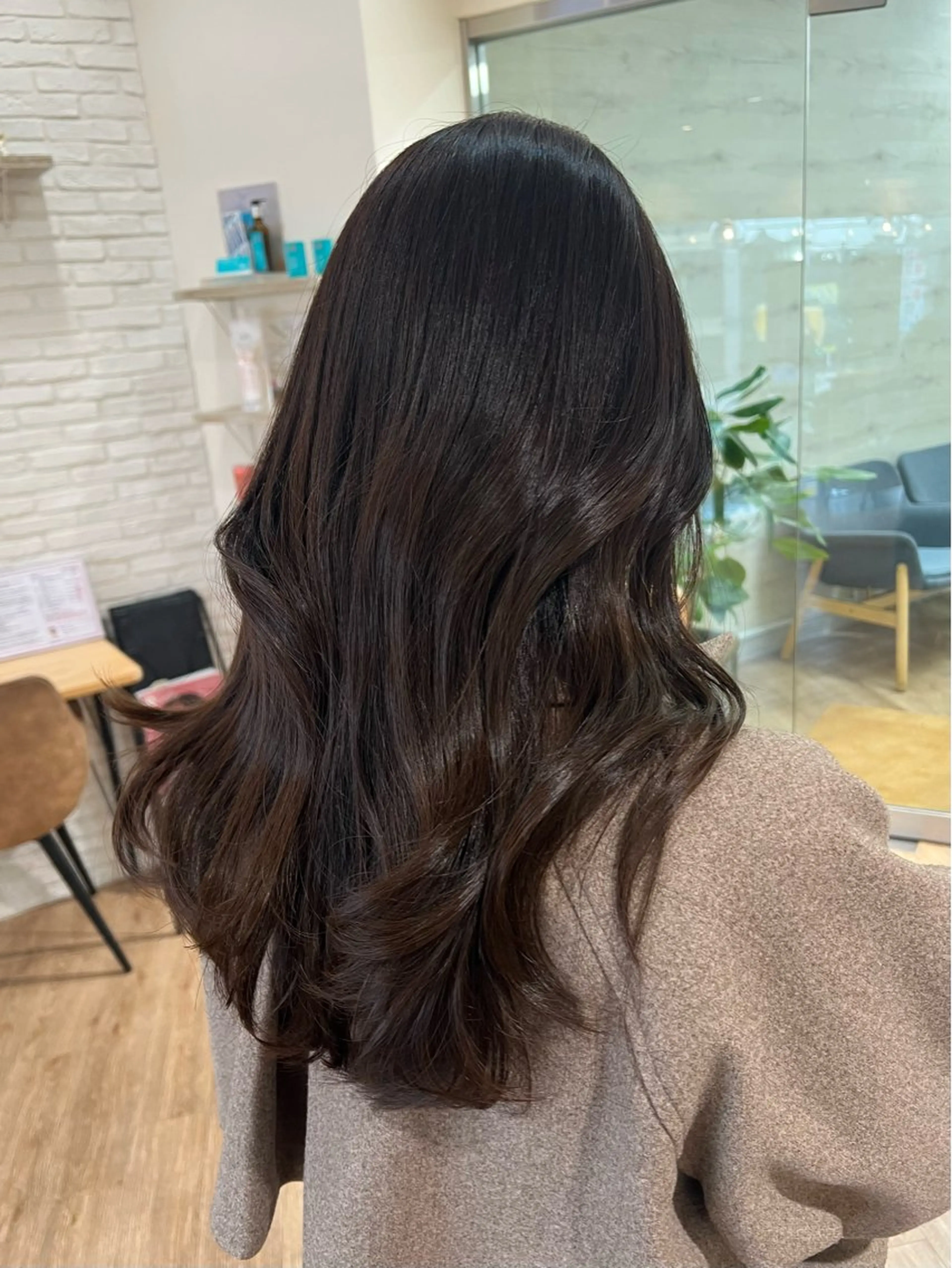 ロング 濱地 美乃理のヘアスタイル