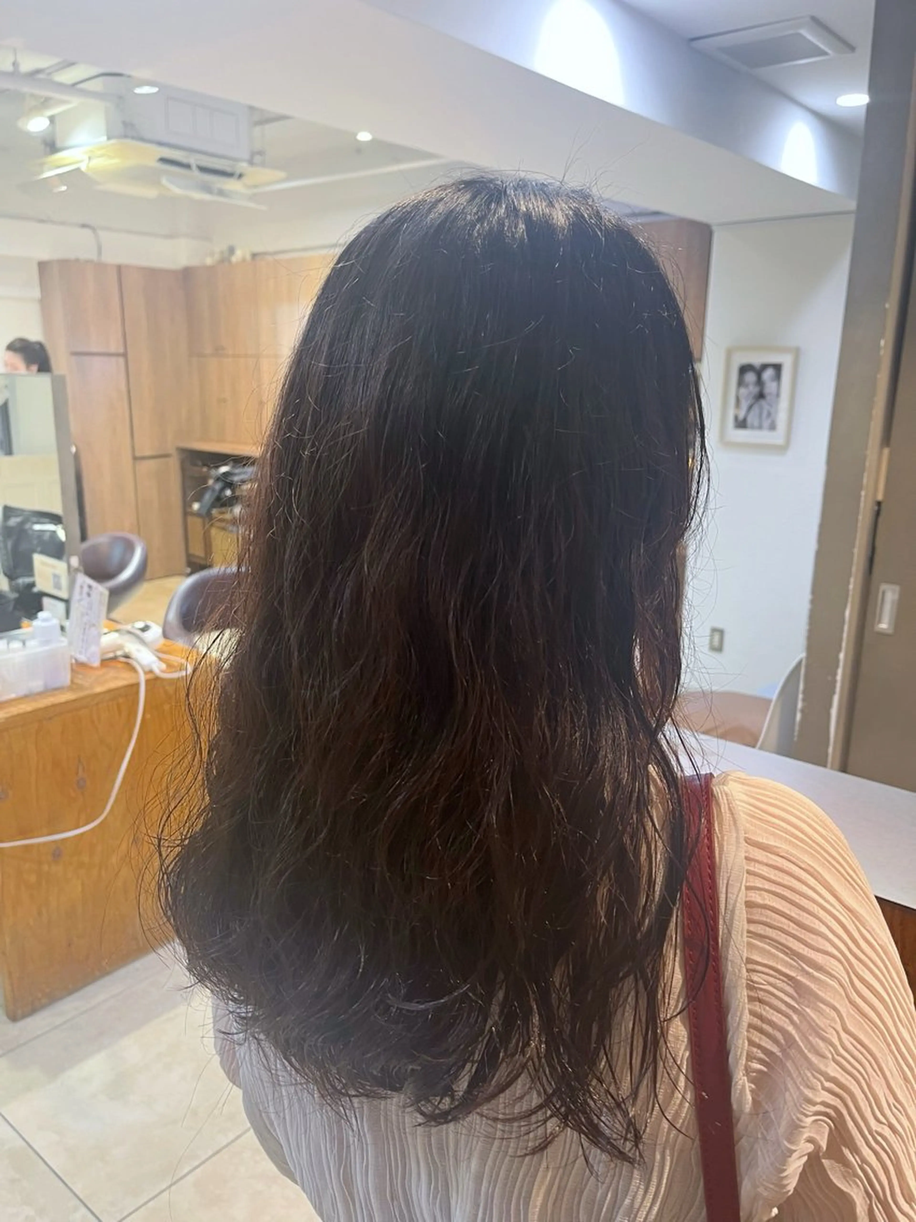 セミロング パーマ 奥山 沙季(大井町)のヘアスタイル