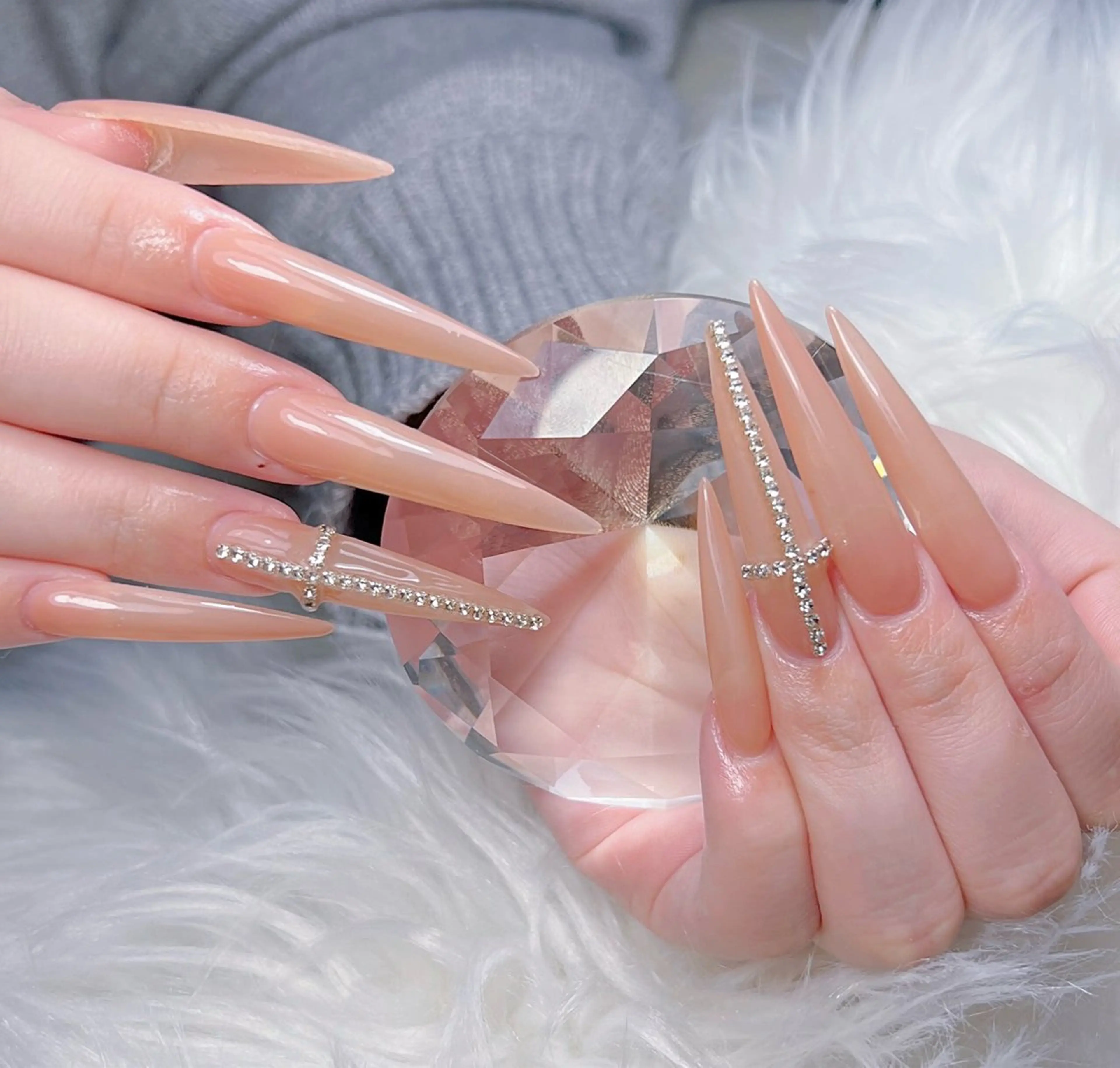 ネイル アートネイル オーロラネイル チークネイル 長さ出し フットネイル Miya _nailのネイルデザイン