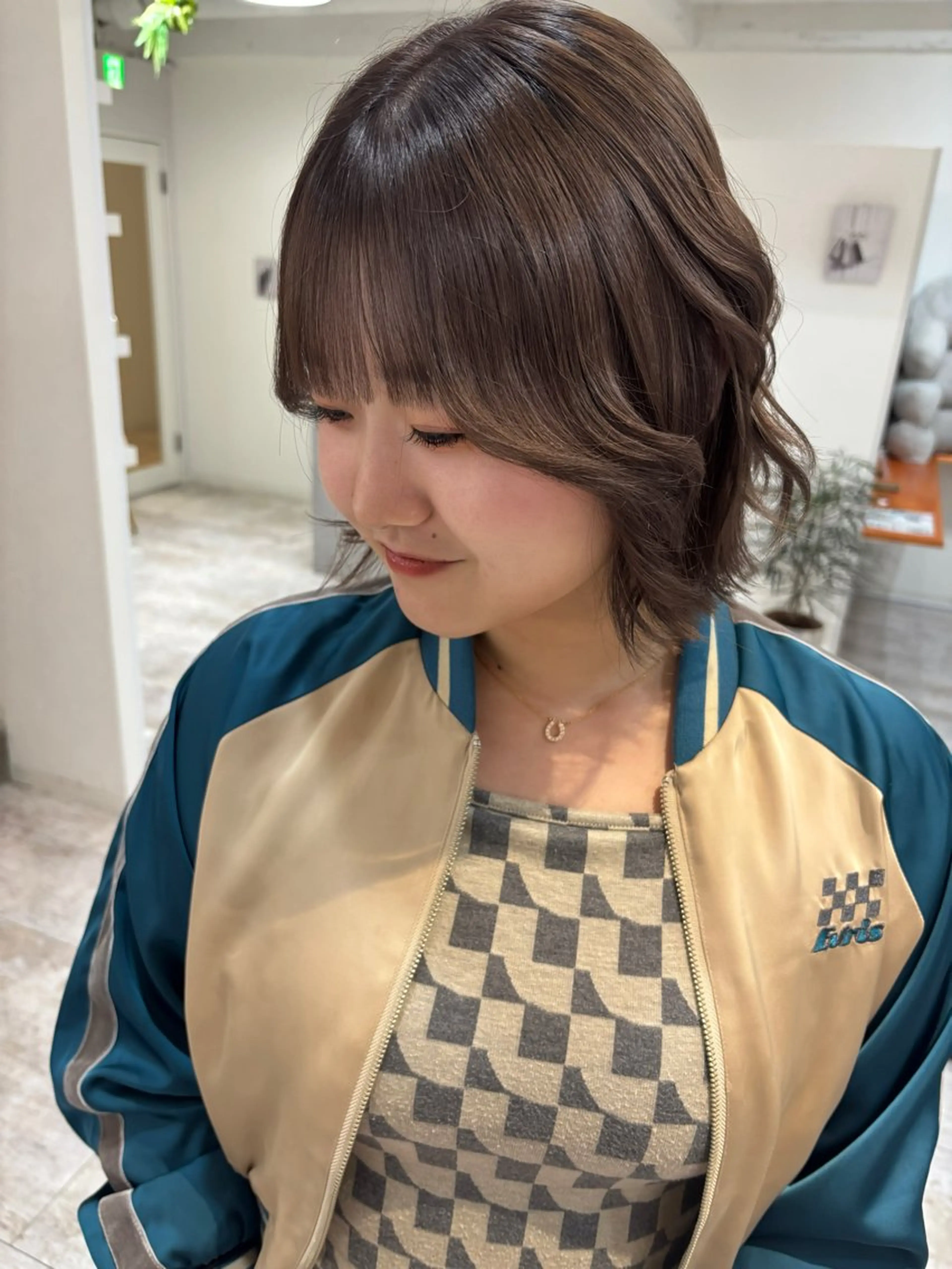 ミディアム ヘアカラー トリートメント piLLon mayuのヘアスタイル