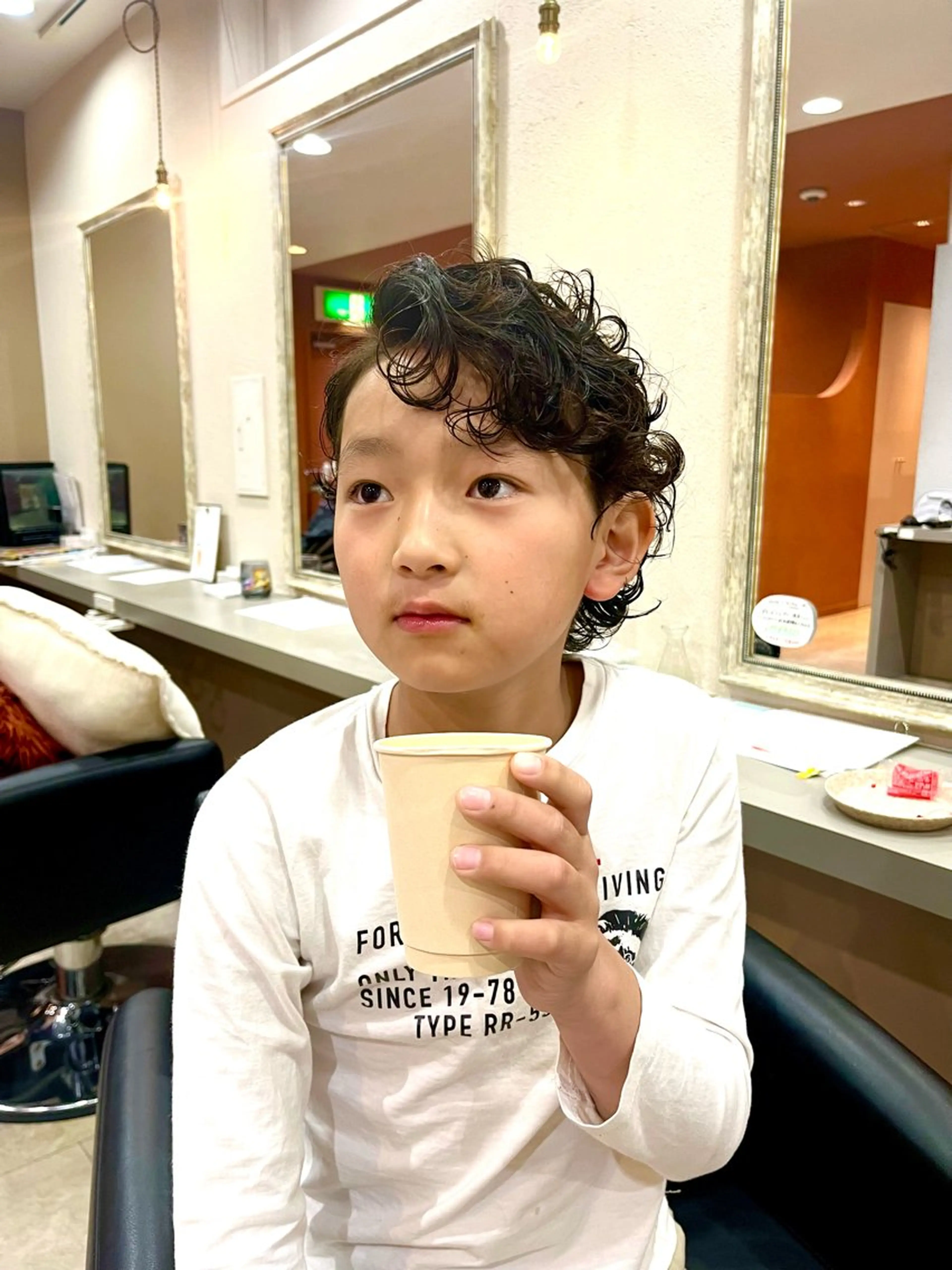 パーマ メンズ 佐藤 永夏のヘアスタイル