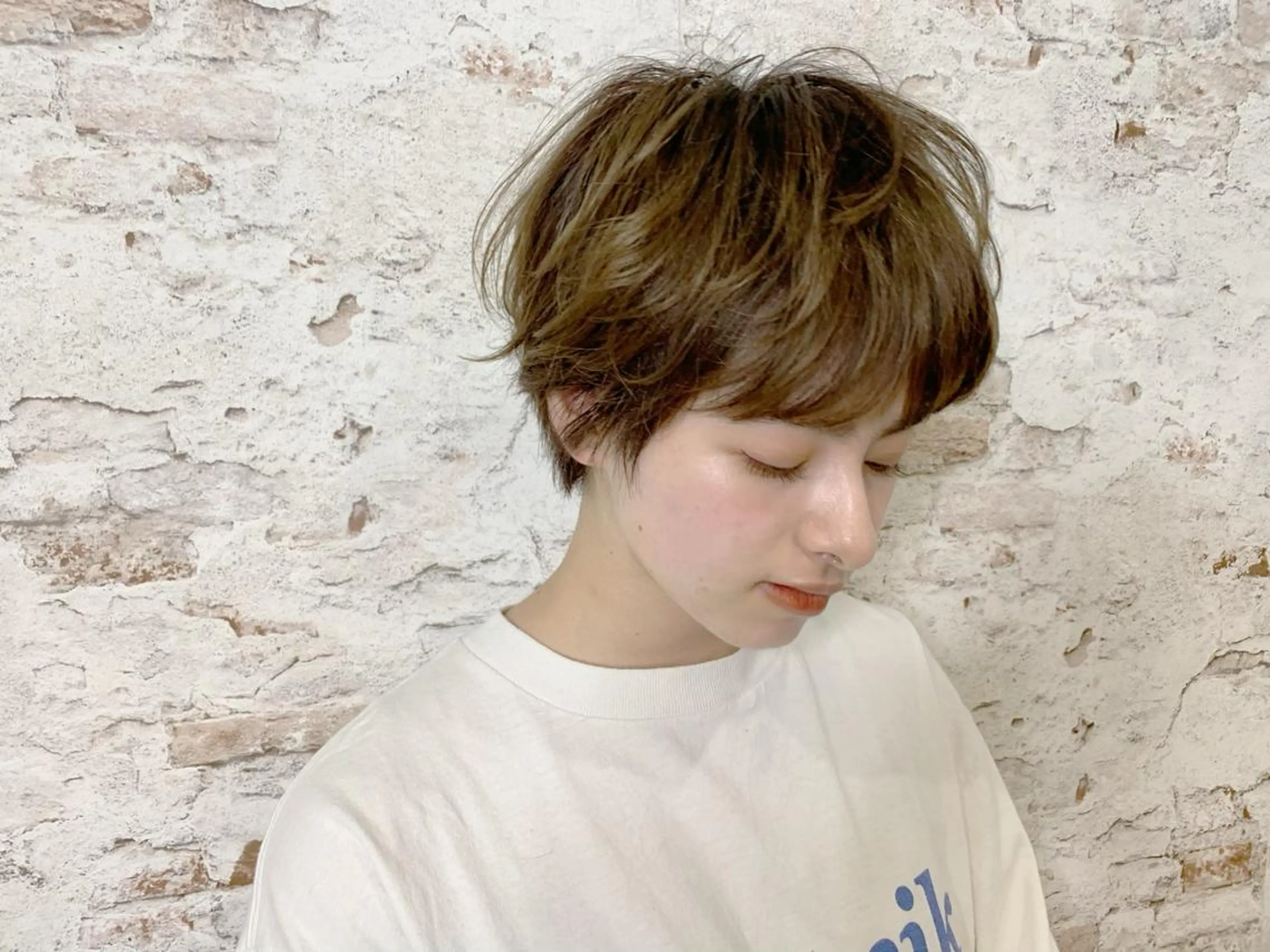 ショート カラー アディクシーカラー ブリーチ 透明感カラー ブリーチなしカラー 学生 藤本 夢のヘアスタイル