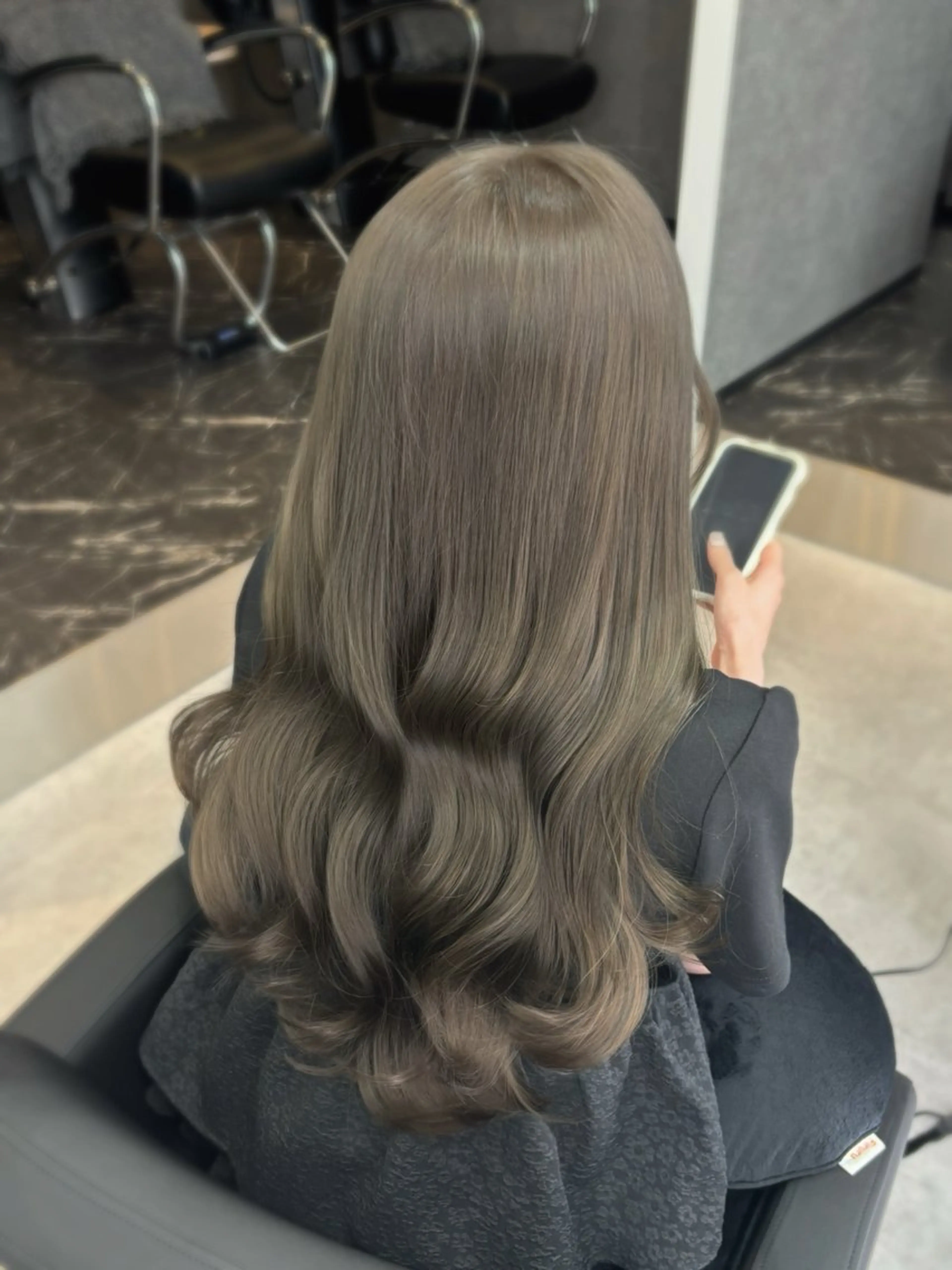 ロング カラー カット パーマ 心斎橋/ブリーチなし 髪質改善/レイヤーのヘアスタイル