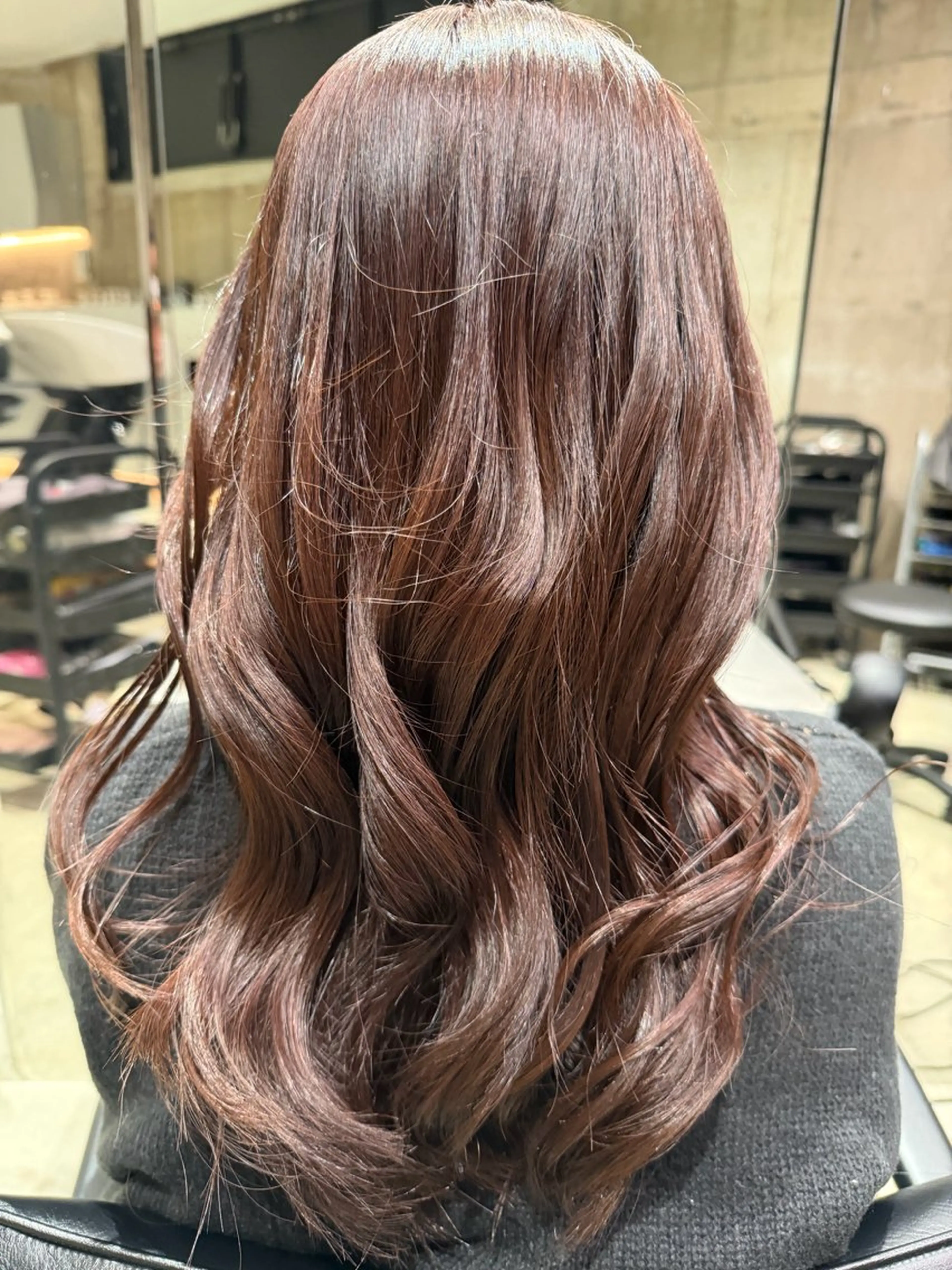 カラー ヘアカラー トリートメント 縮毛矯正💕艶カラー 金川萌萌のヘアスタイル