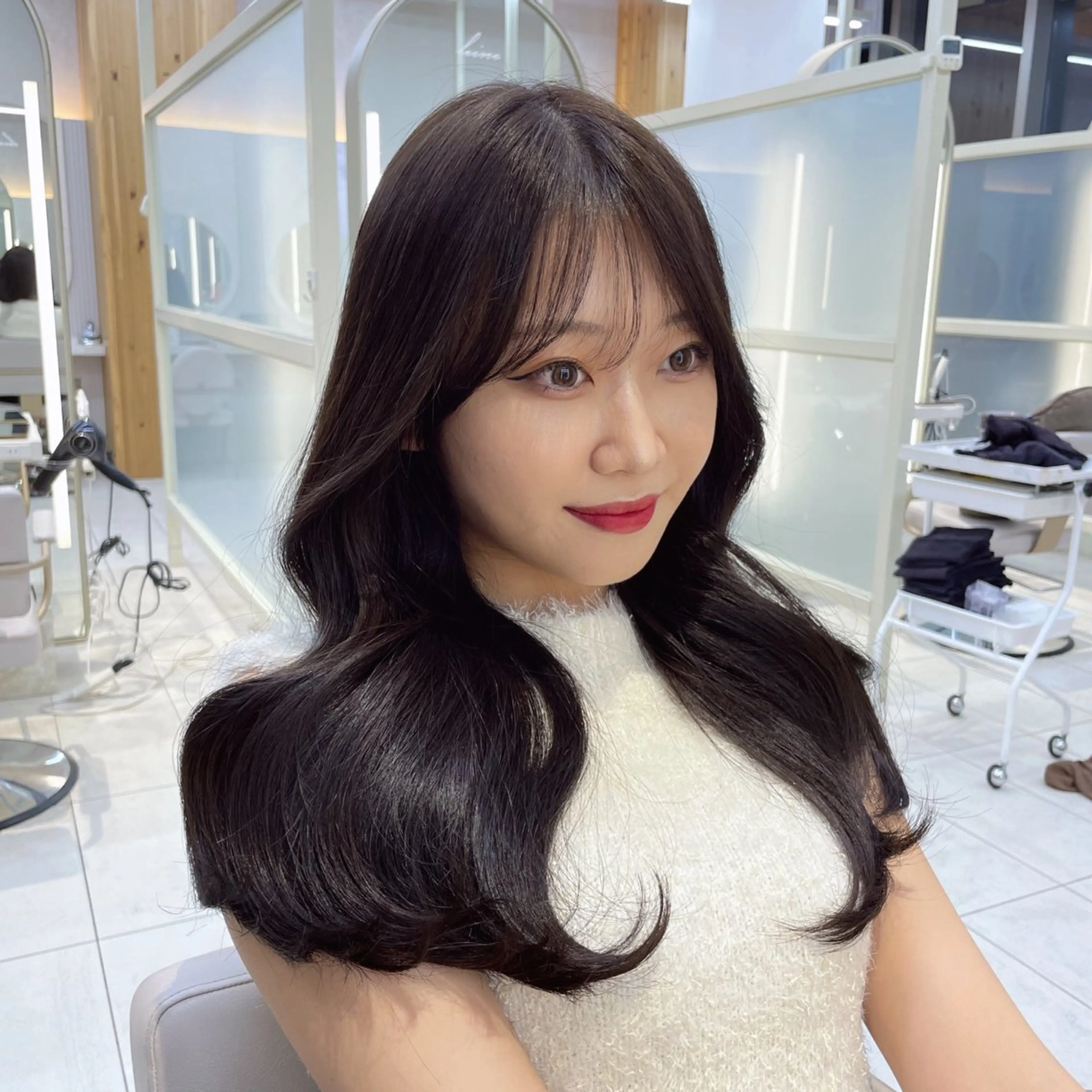 ミディアム レイヤー/顔周り /韓国ヘア/TAKUのヘアスタイル