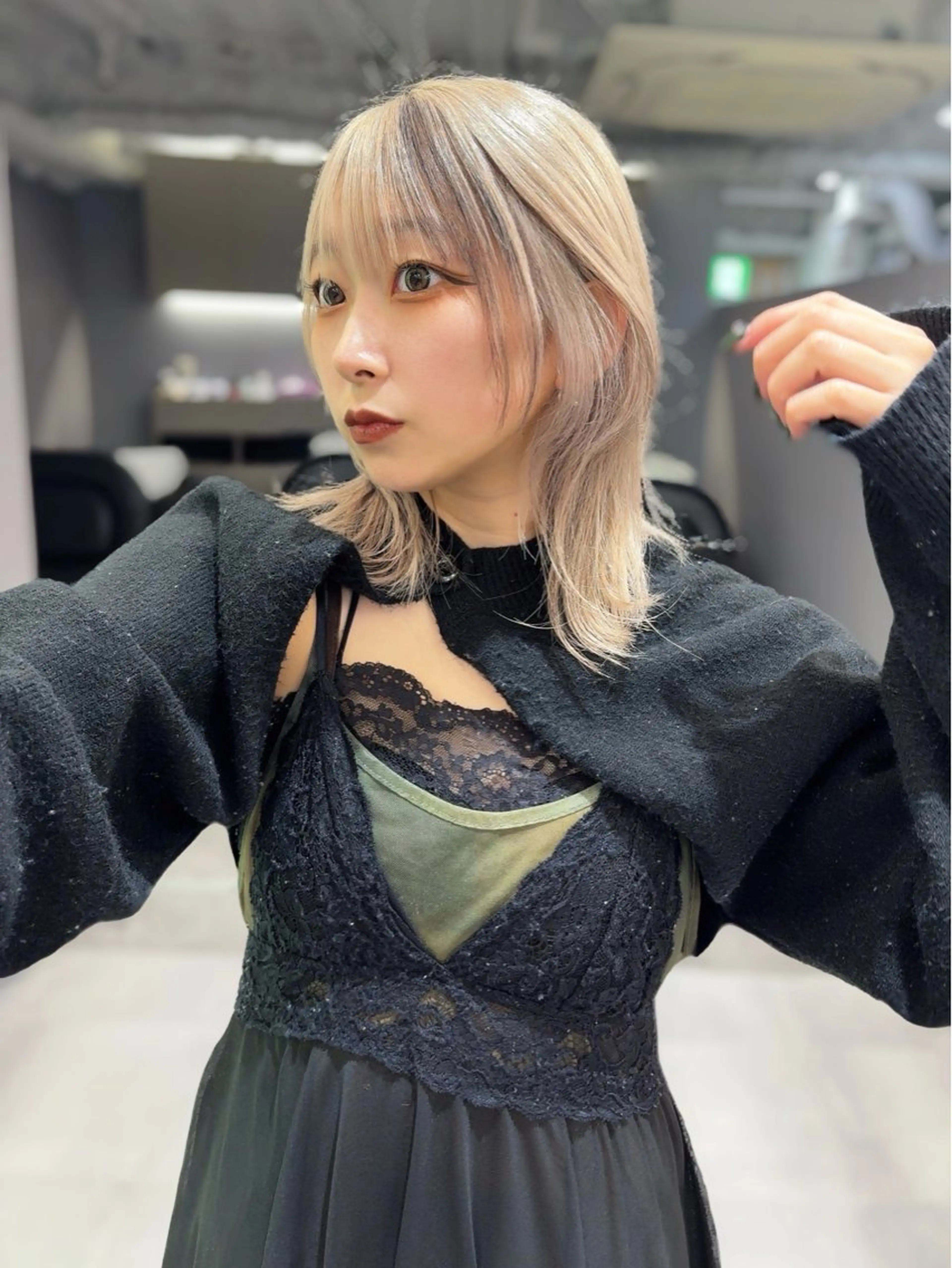 セミロング ヘアカラー ukyo/カラー/ ブリーチ/ハイライトのヘアスタイル