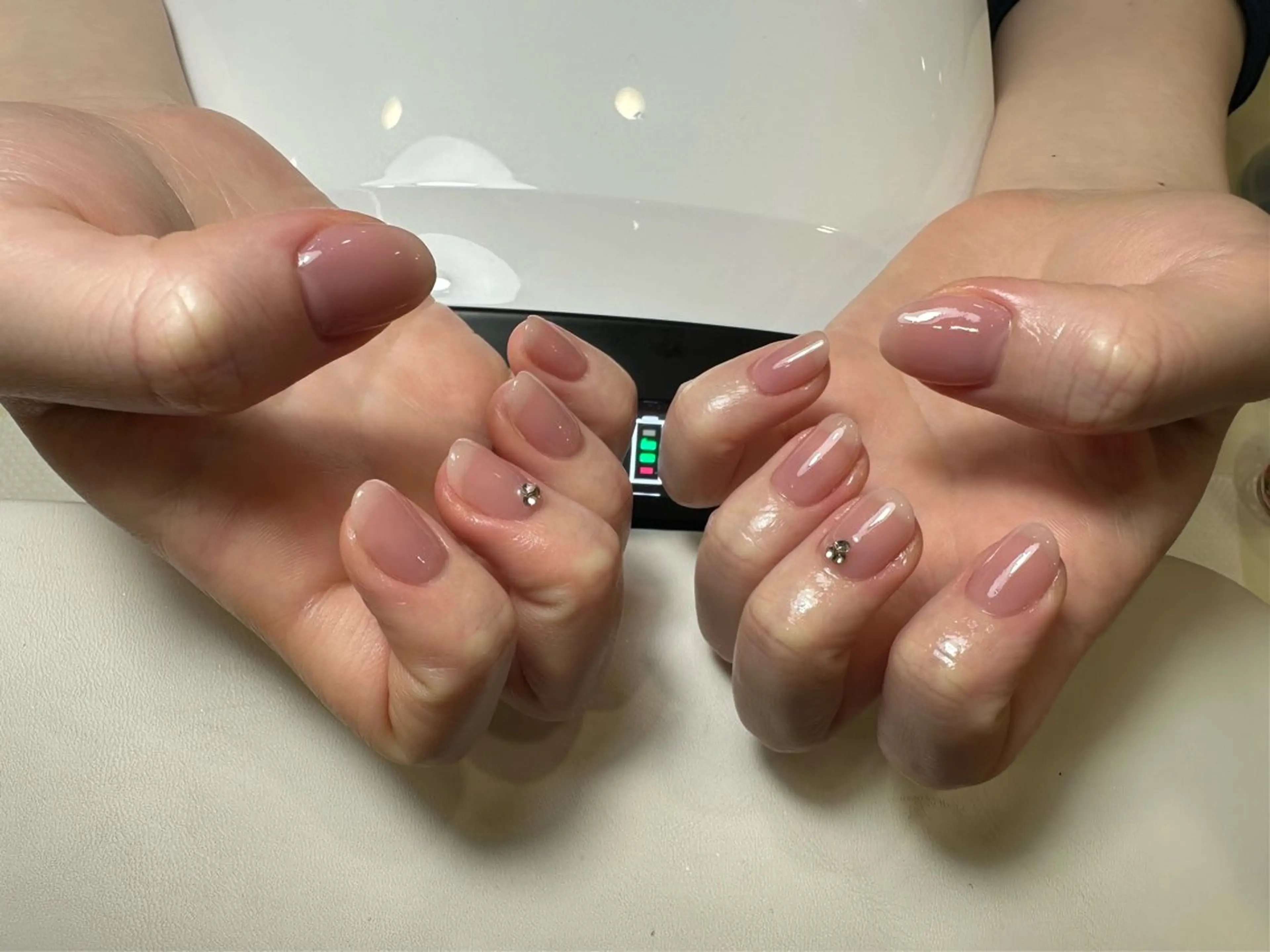 ネイル ハンドネイル ハンドケア LyymSalon _rinのネイルデザイン