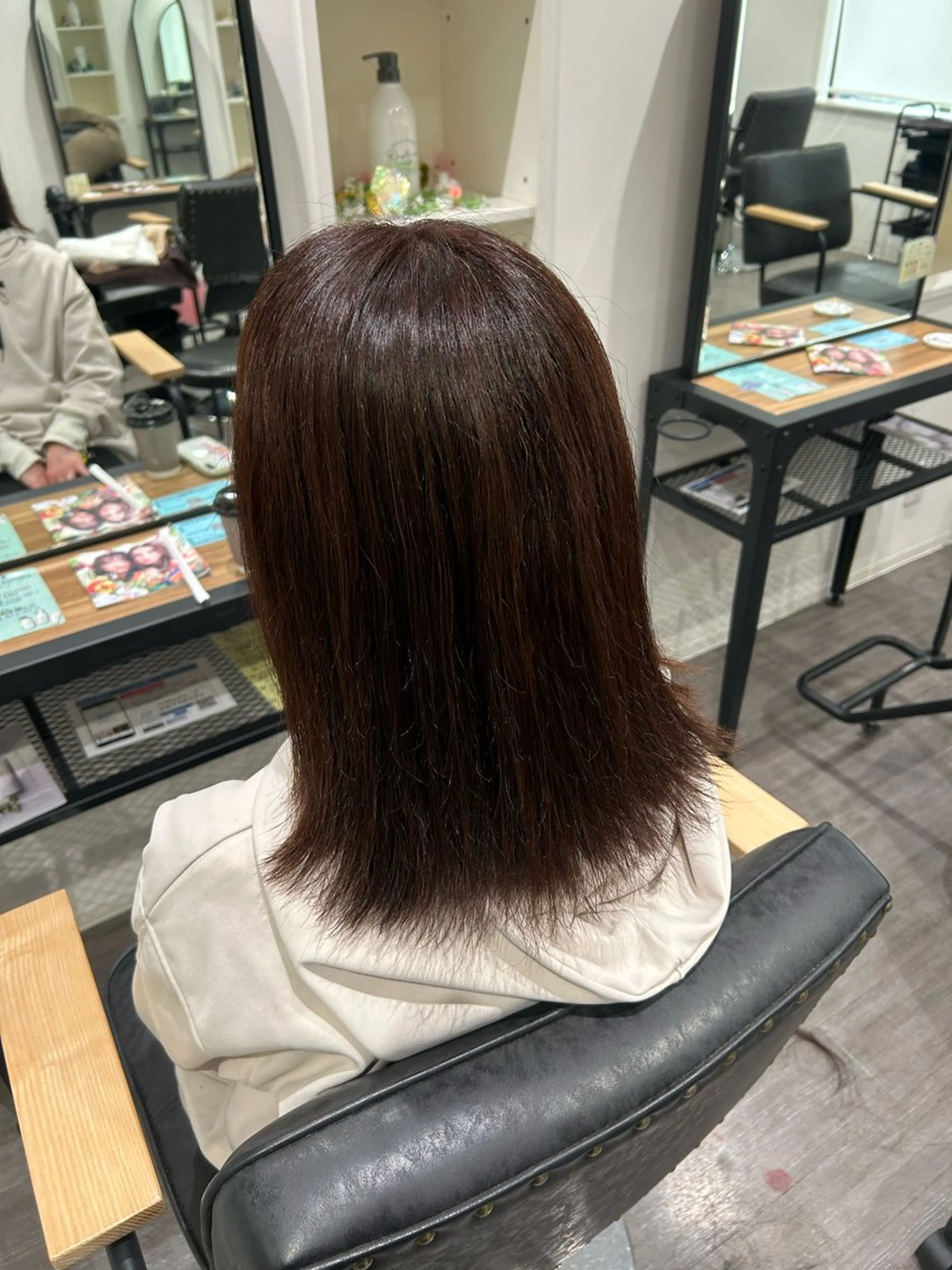 ミディアム カラー ブラウンカラー ナチュラルブラウン ヘアカラー トリートメント cocotte 💟草間紫音💟のヘアスタイル