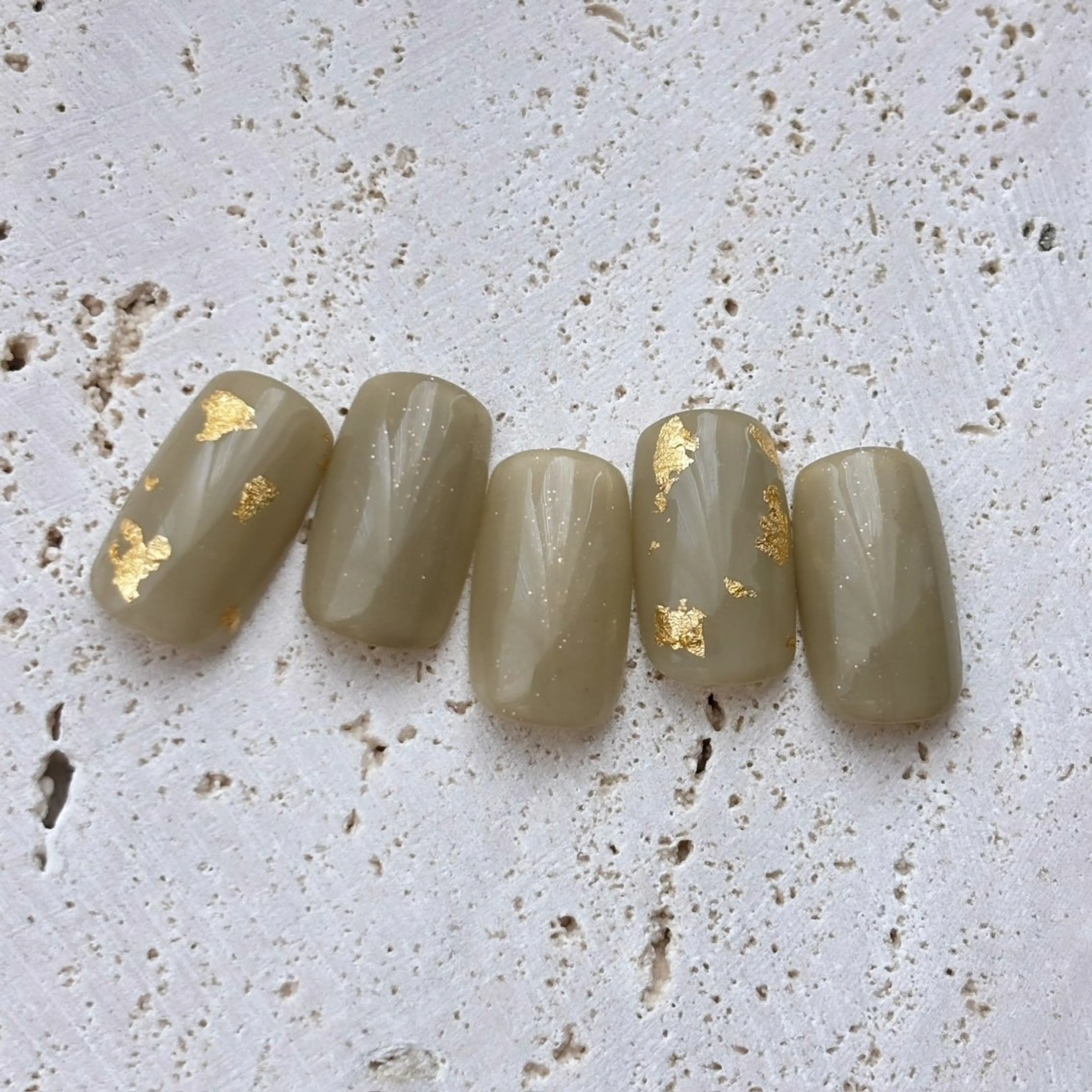 ネイル グリーン SOL maiのネイルデザイン