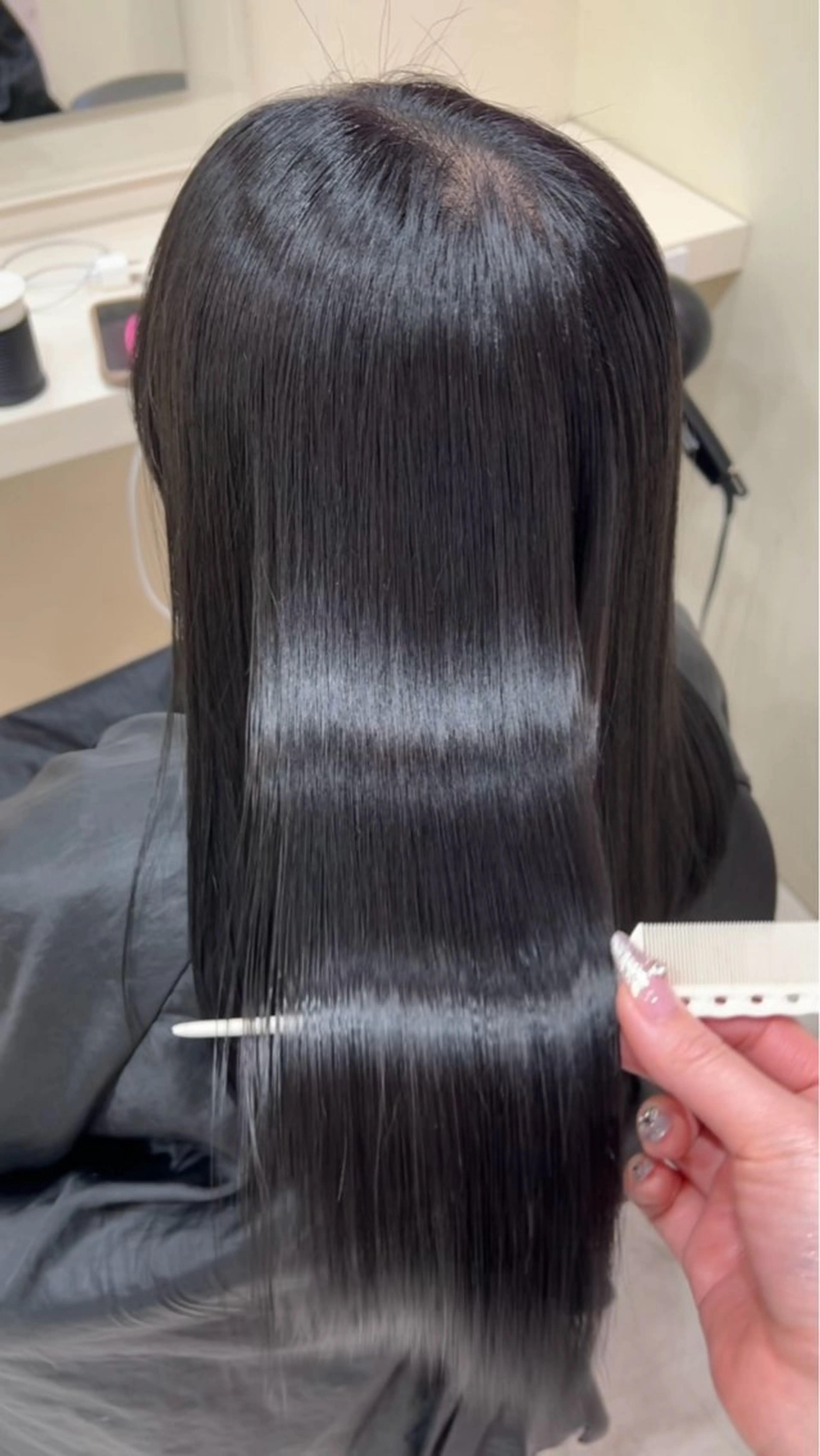 ロング カラー ヘアアレンジ 縮毛矯正 韓国レイヤー＆ピンク 艶髪🩶maikoのヘアスタイル