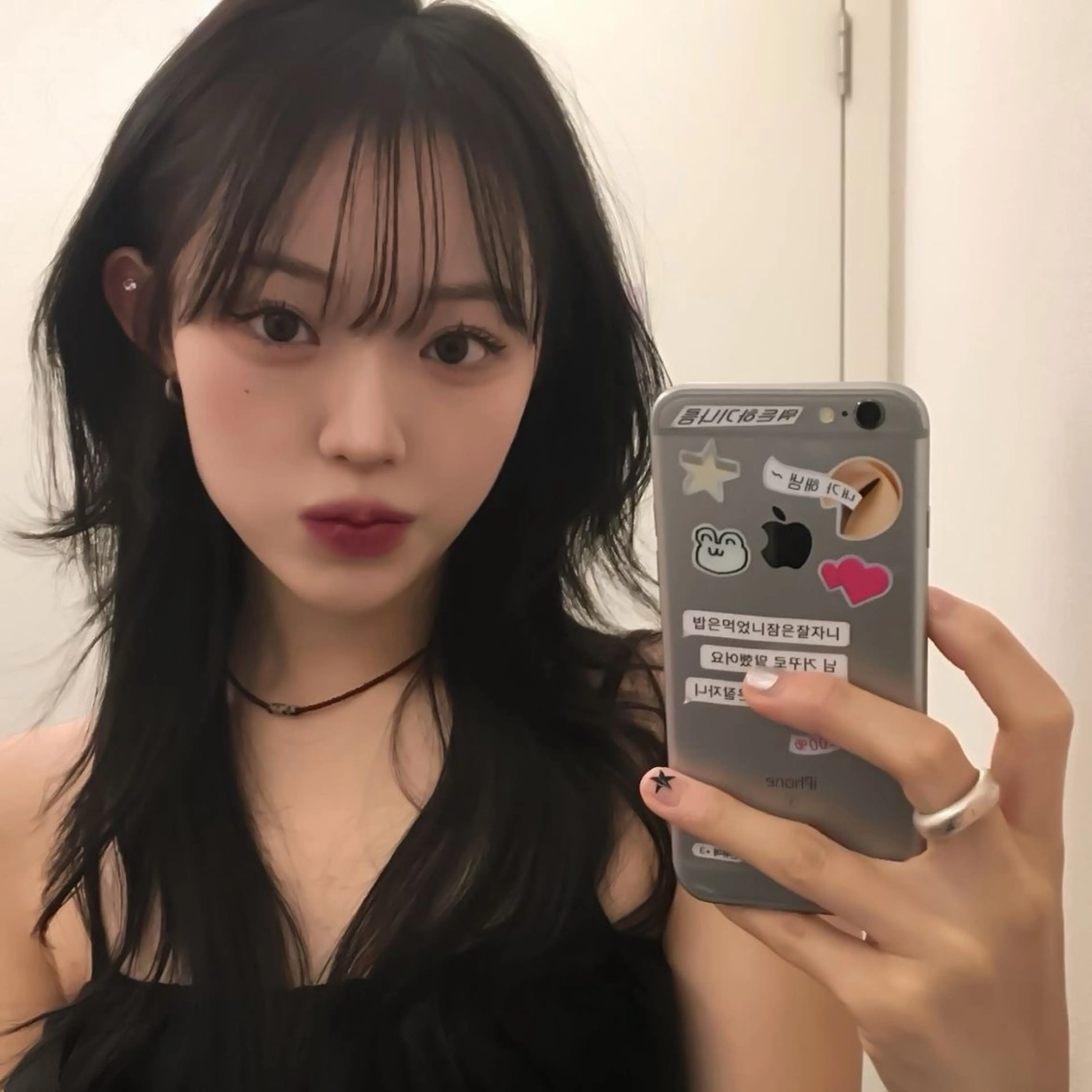 セミロング ハッシュカット 韓国アンニュイ/ アミのヘアスタイル