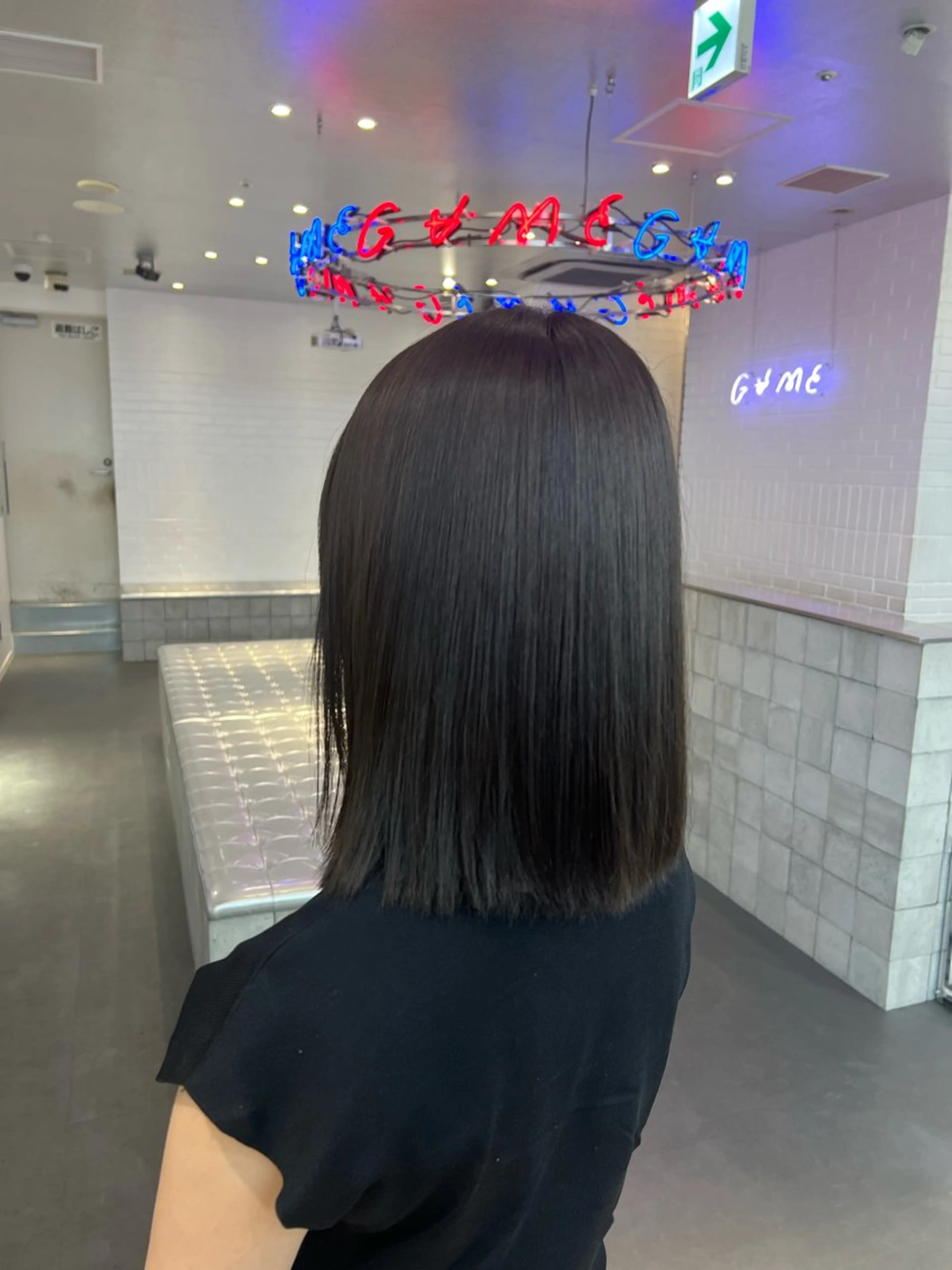 ミディアム カラー アッシュ アッシュブラウン ブラウンカラー 💫色落ちまで可愛い ブリーチ💫ユウゴのヘアスタイル