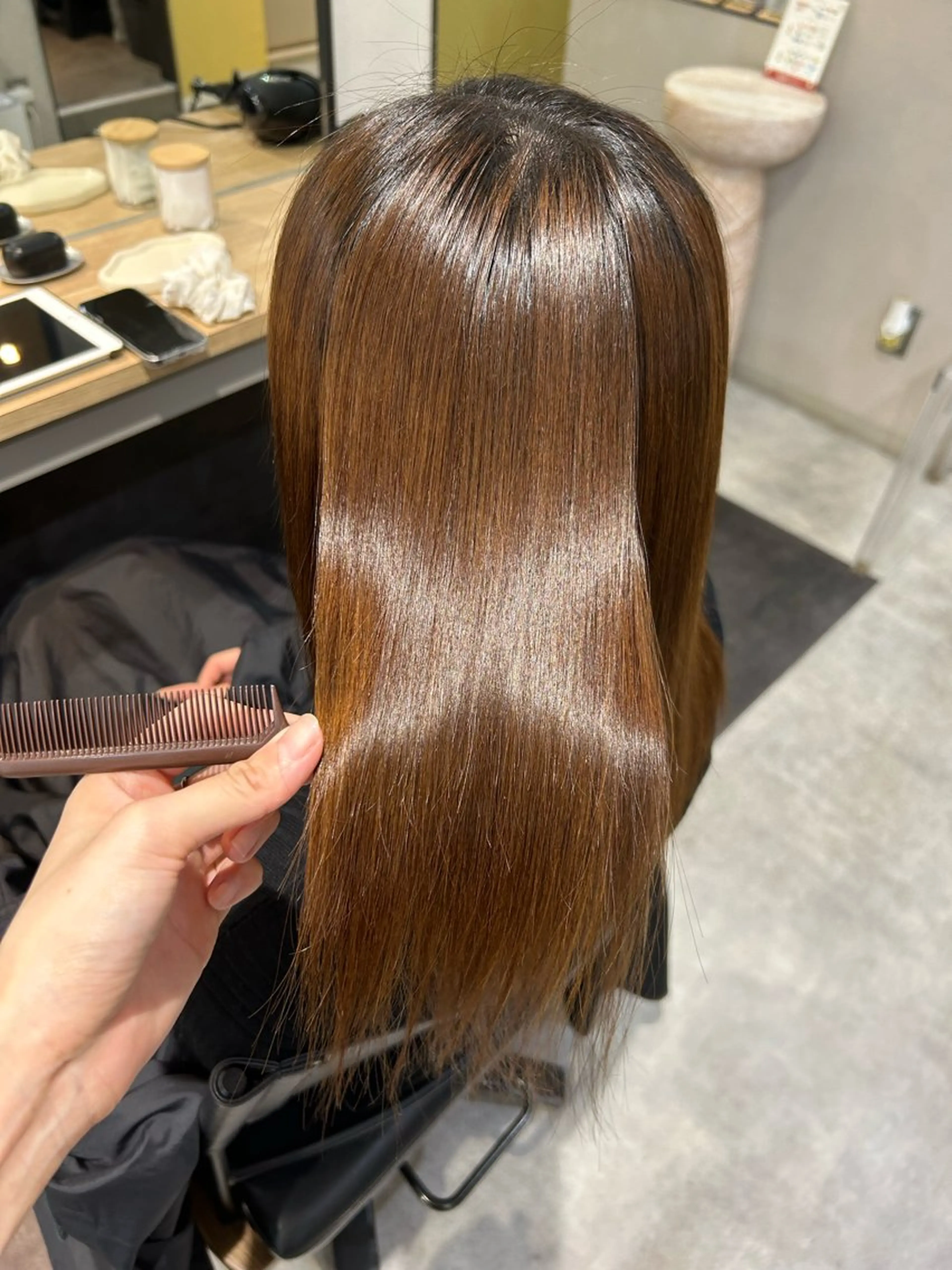 ロング パーマ 髪質改善 ストレートパーマ カット 縮毛矯正 トリートメント hub hair レイヤー/透明感のヘアスタイル