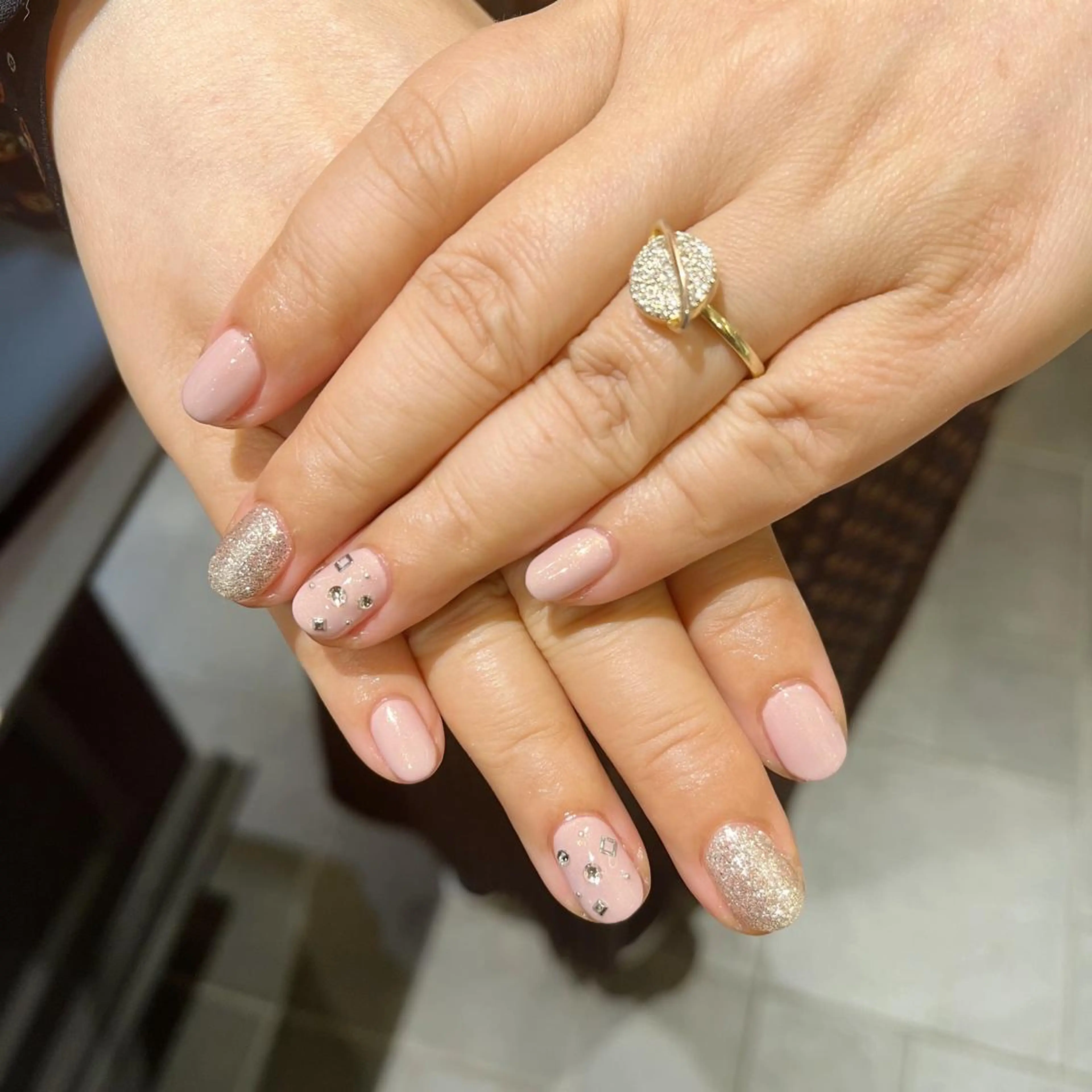 ネイル ジェルネイル パラジェル 鈴木 里奈のネイルデザイン