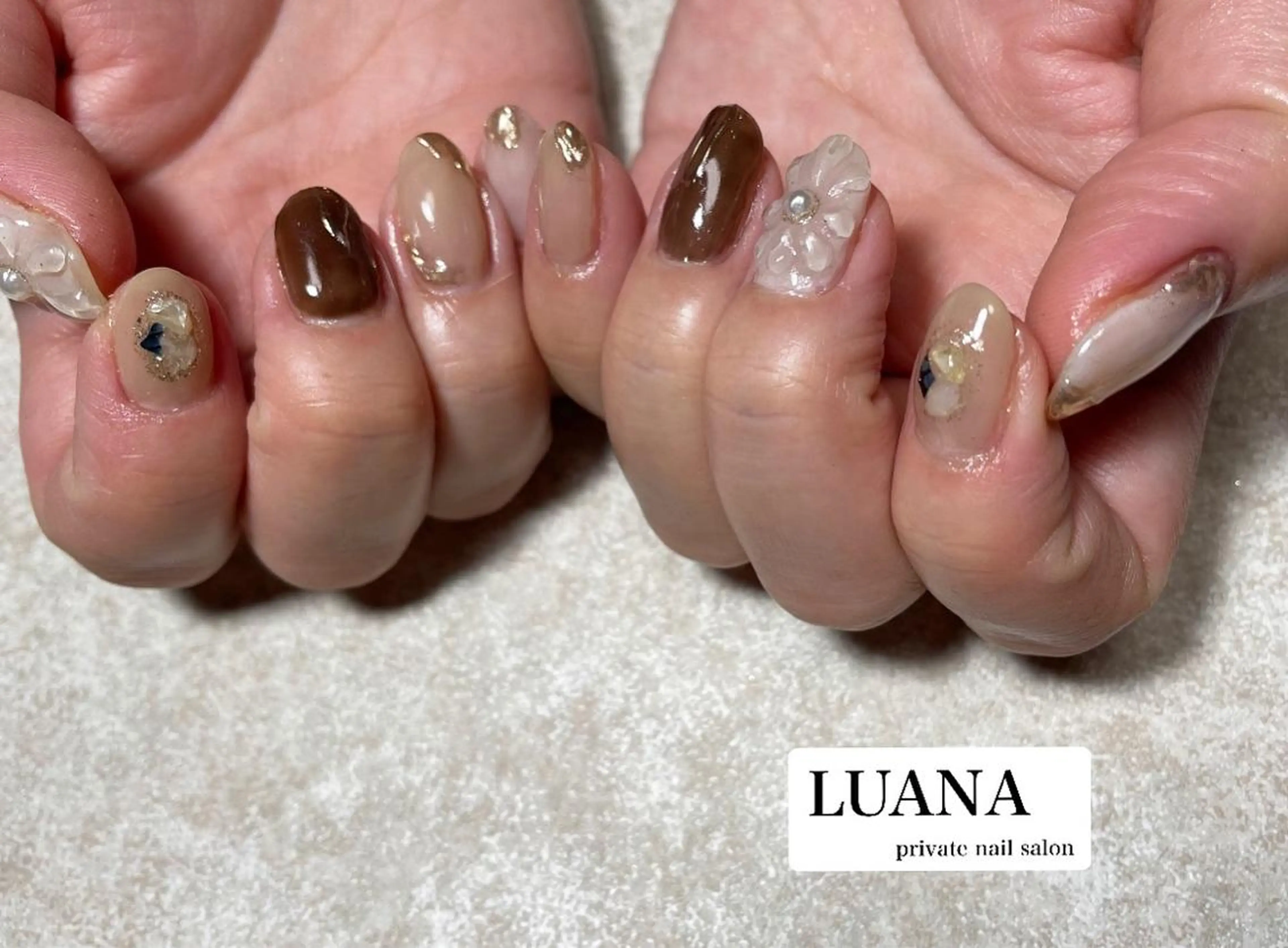 ネイル フラワーネイル フレンチネイル マットネイル ミラーネイル ニュアンスネイル ルアナ プライベートサロンのネイルデザイン