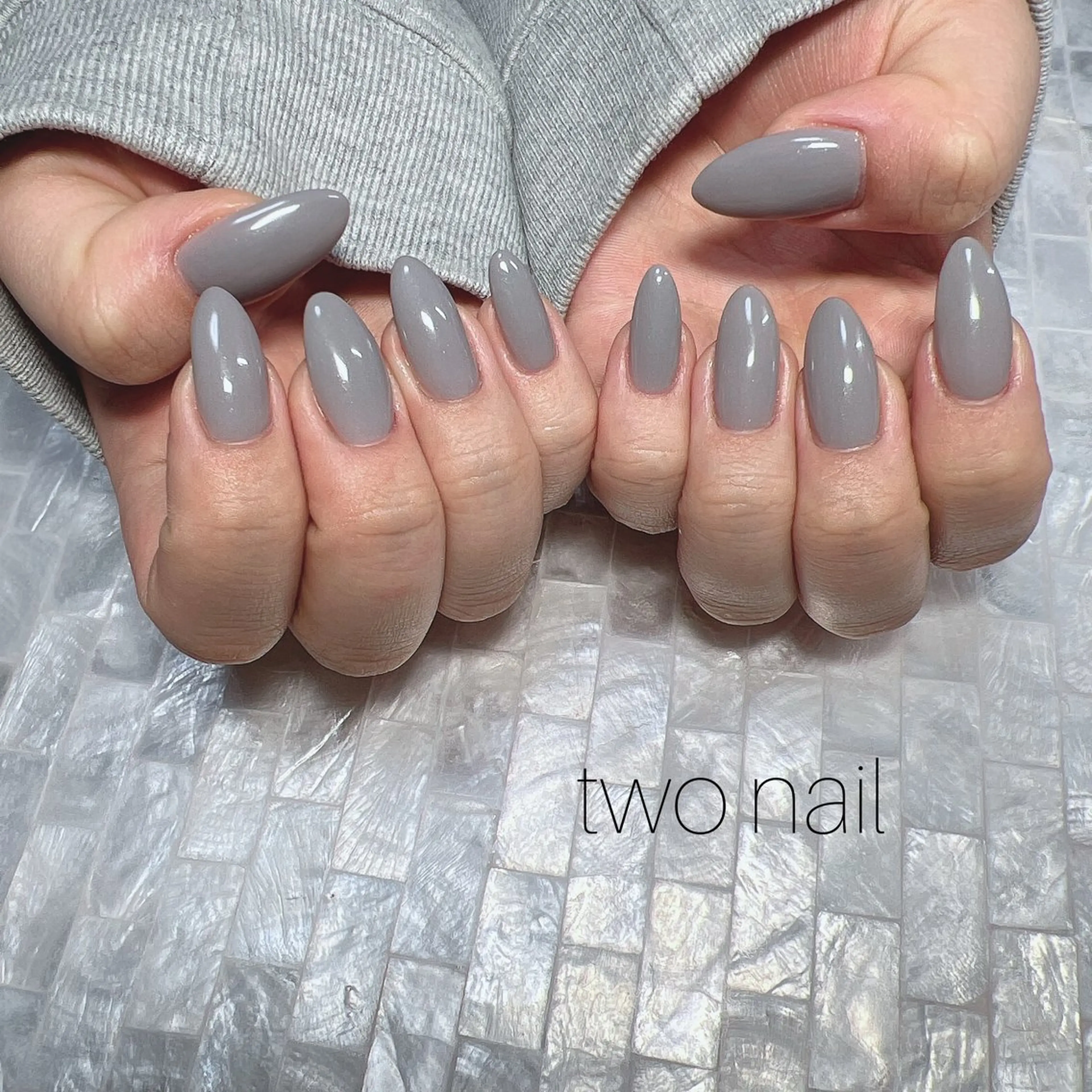 ネイル ネイルチップ ホワイト ハンドネイル two nailのネイルデザイン