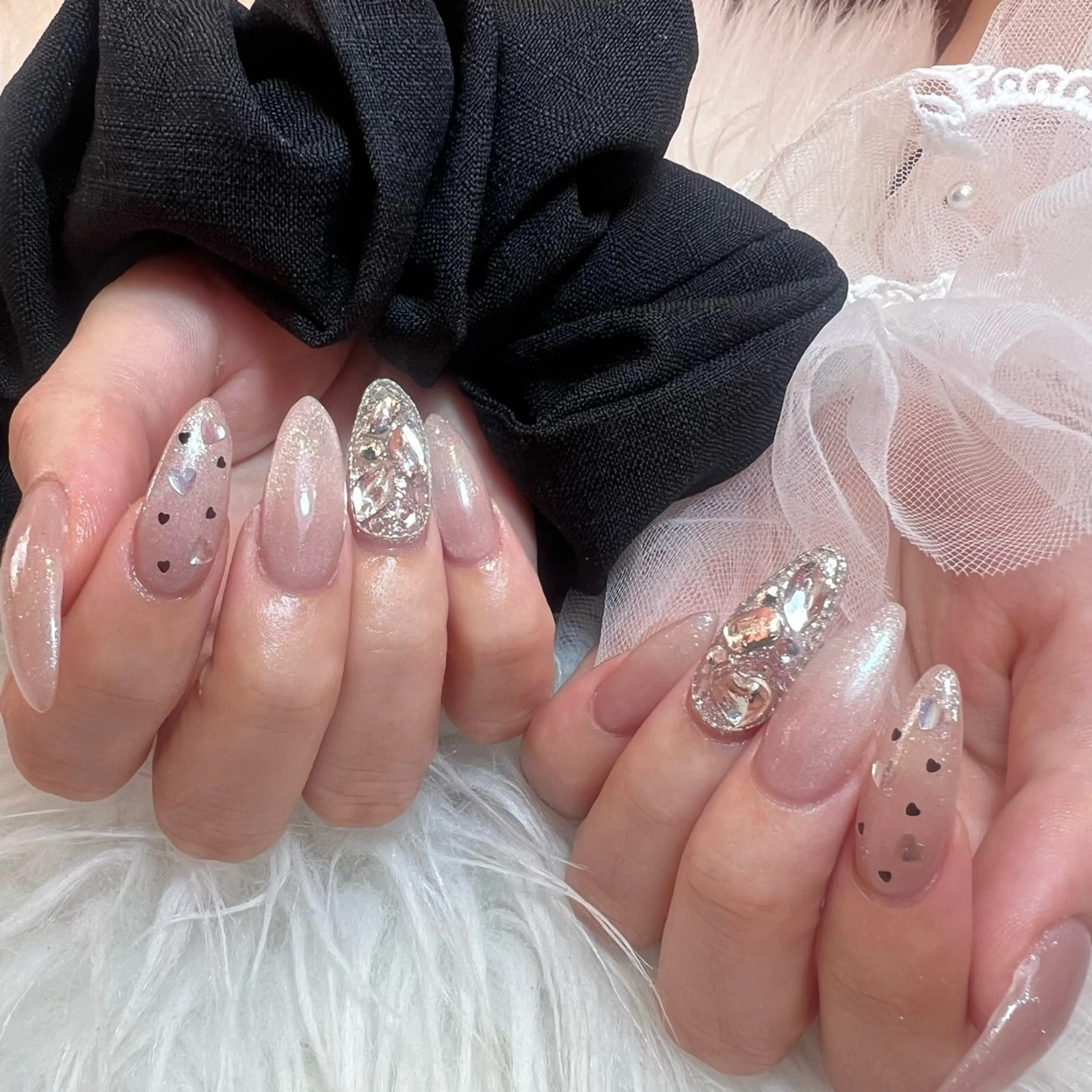 ネイル マグネットネイル LIB VALLA haruka🎀🫧のネイルデザイン