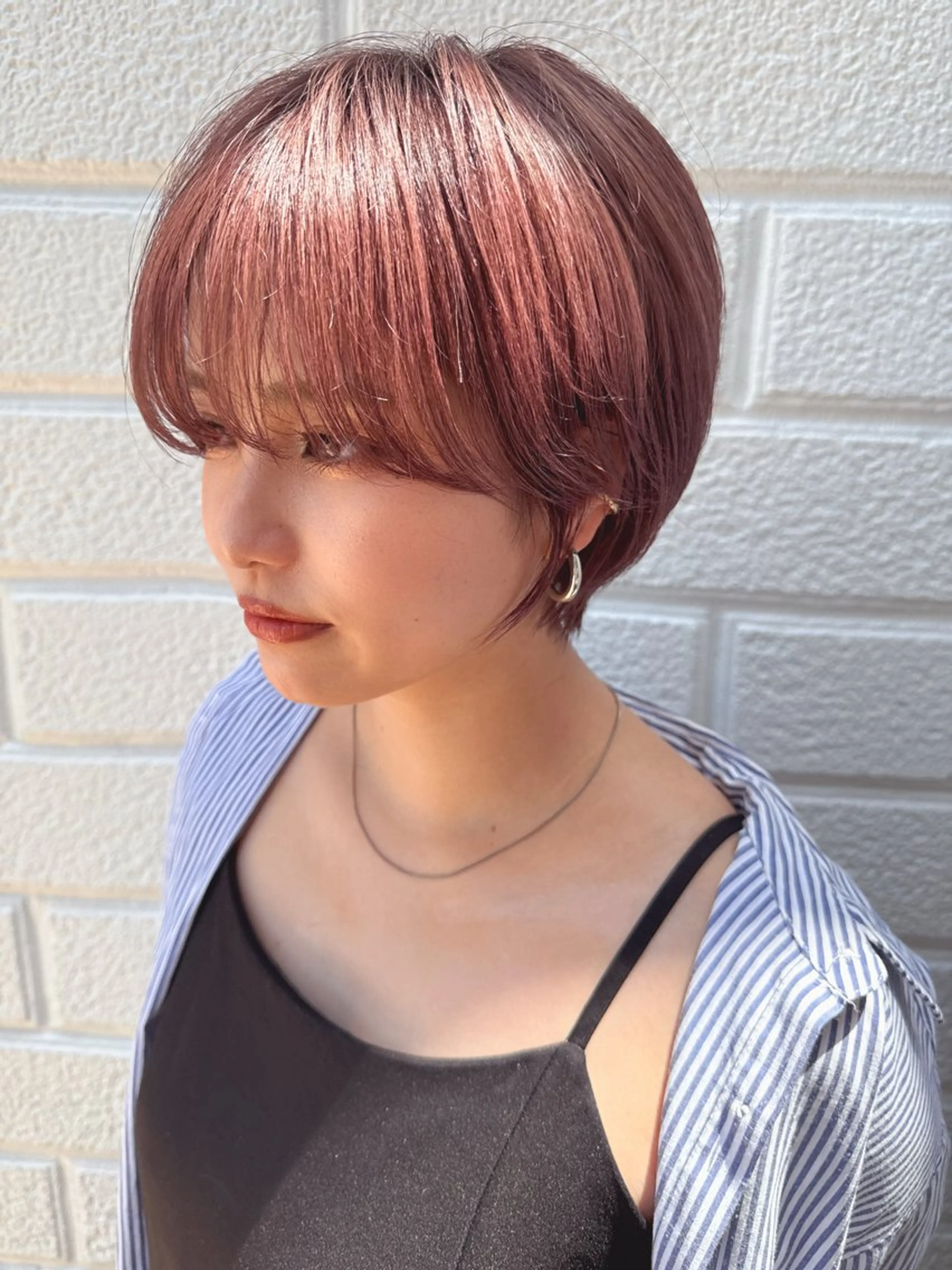 ショート カラー ベージュカラー ブリーチ ケアブリーチ ピンクカラー ピンクベージュ カット 🌟TOSHI/透明 感カラー/ショートのヘアスタイル