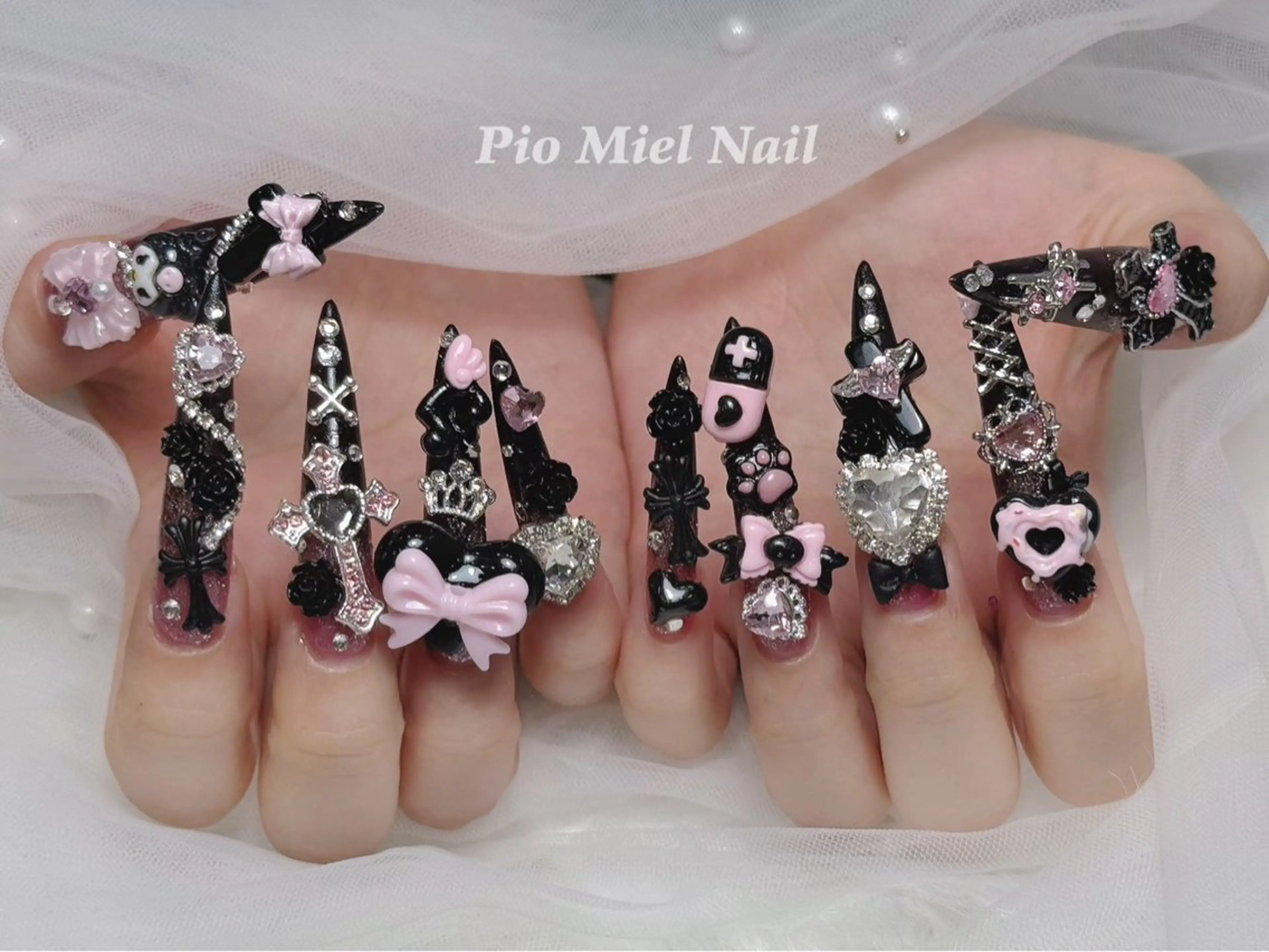 ネイル Pio Mielのネイルデザイン